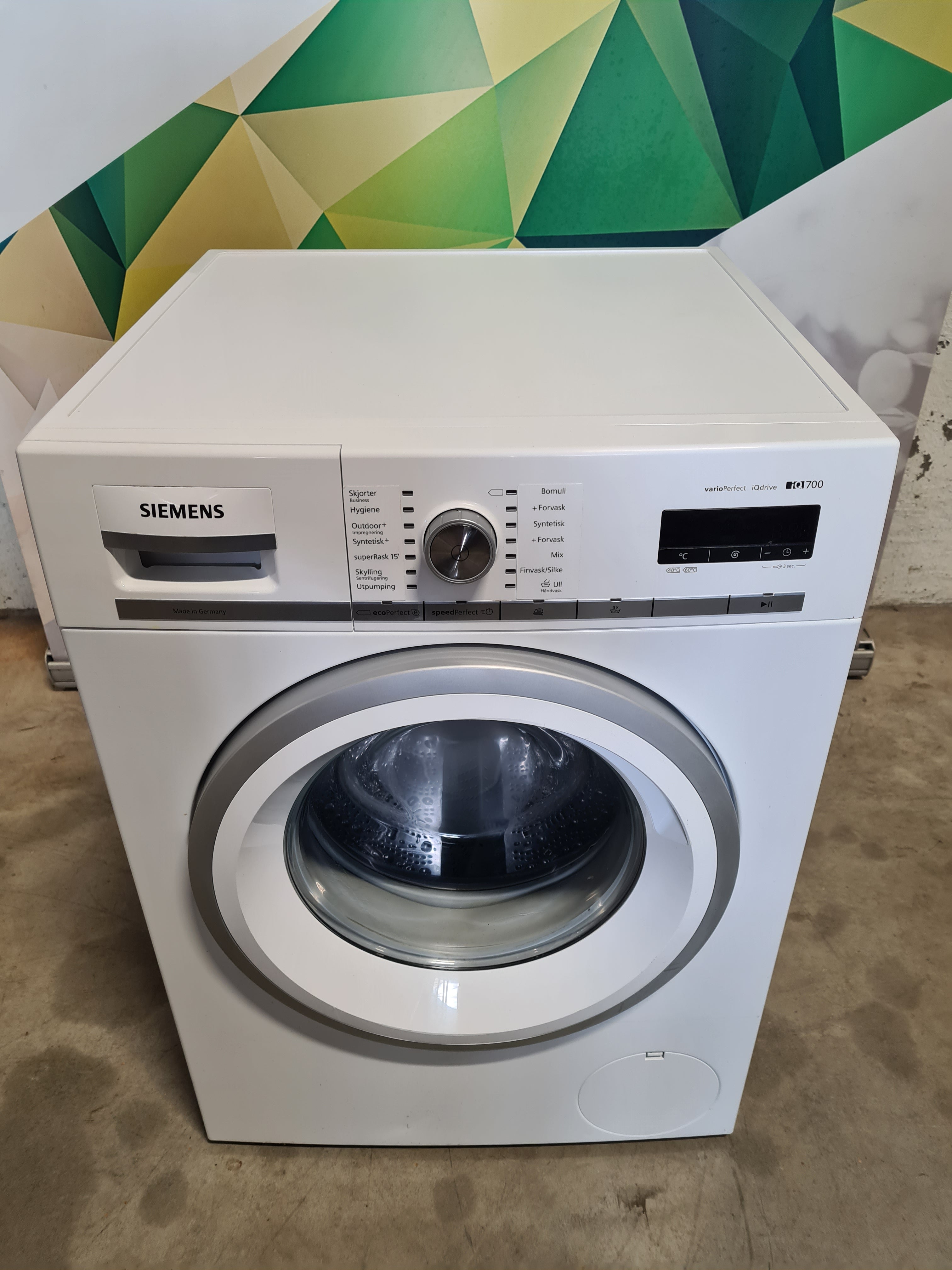 Siemens iSensoric vaskemaskin WM16W468DN