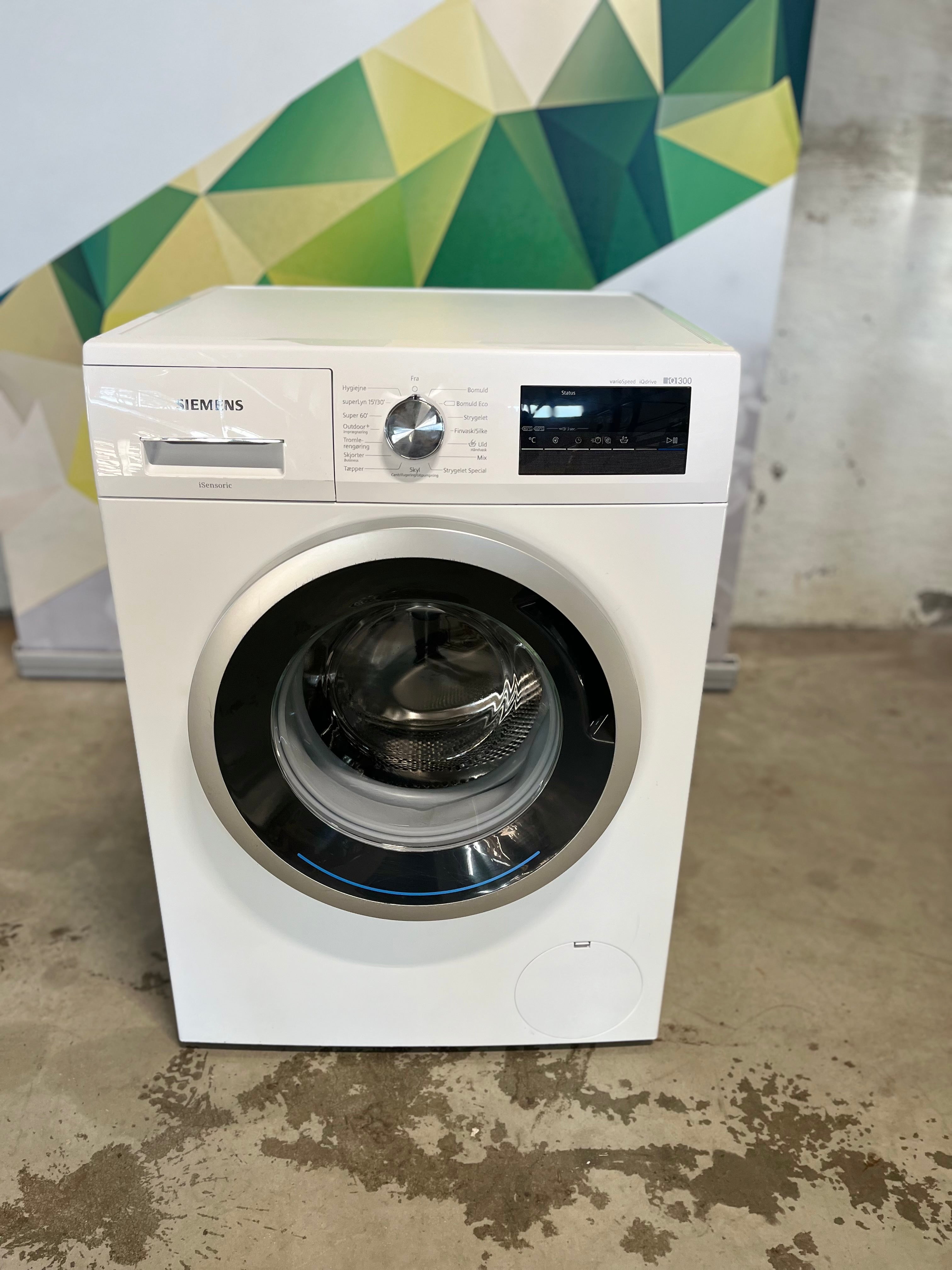 Siemens Vaskemaskin iQ300 WM14N1B8DN