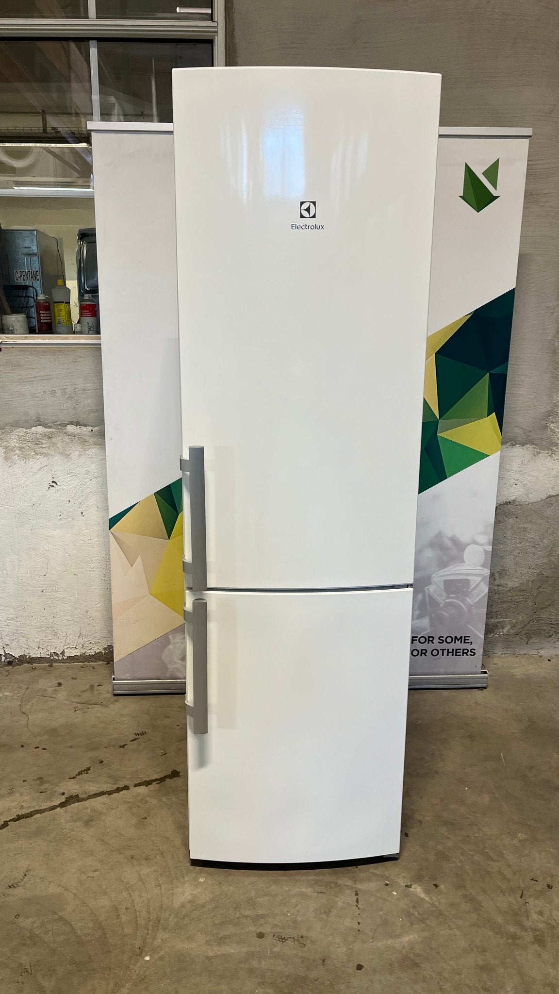 Electrolux kombiskap EN3855MOW (201 cm) Kombiskap - Norskombruk.no