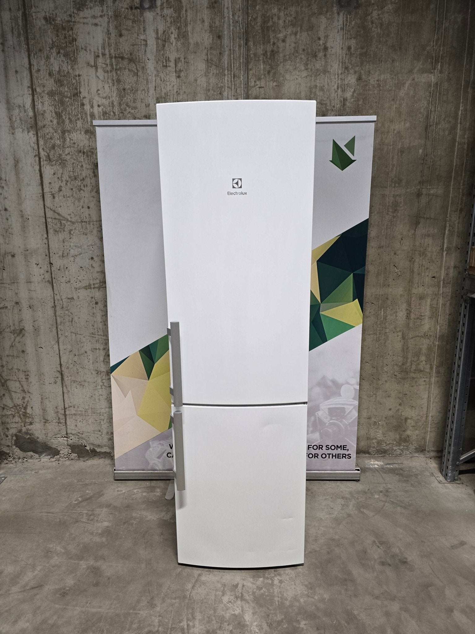 Electrolux kombiskap EN4015MOW Kombiskap - Norskombruk.no