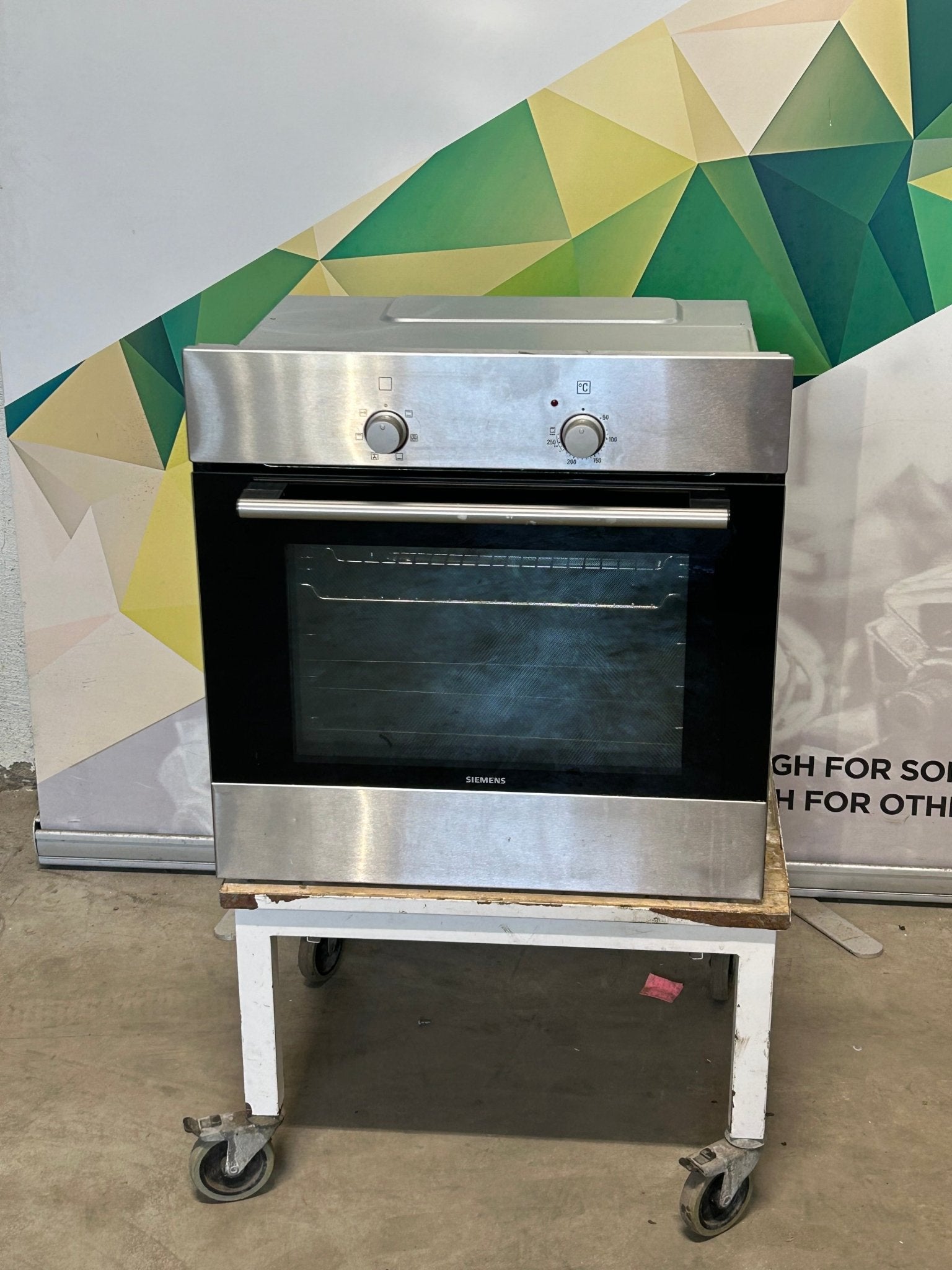 Siemens Integrert Stekeovn HB301E1S Integrert Stekeovn - Norskombruk.no