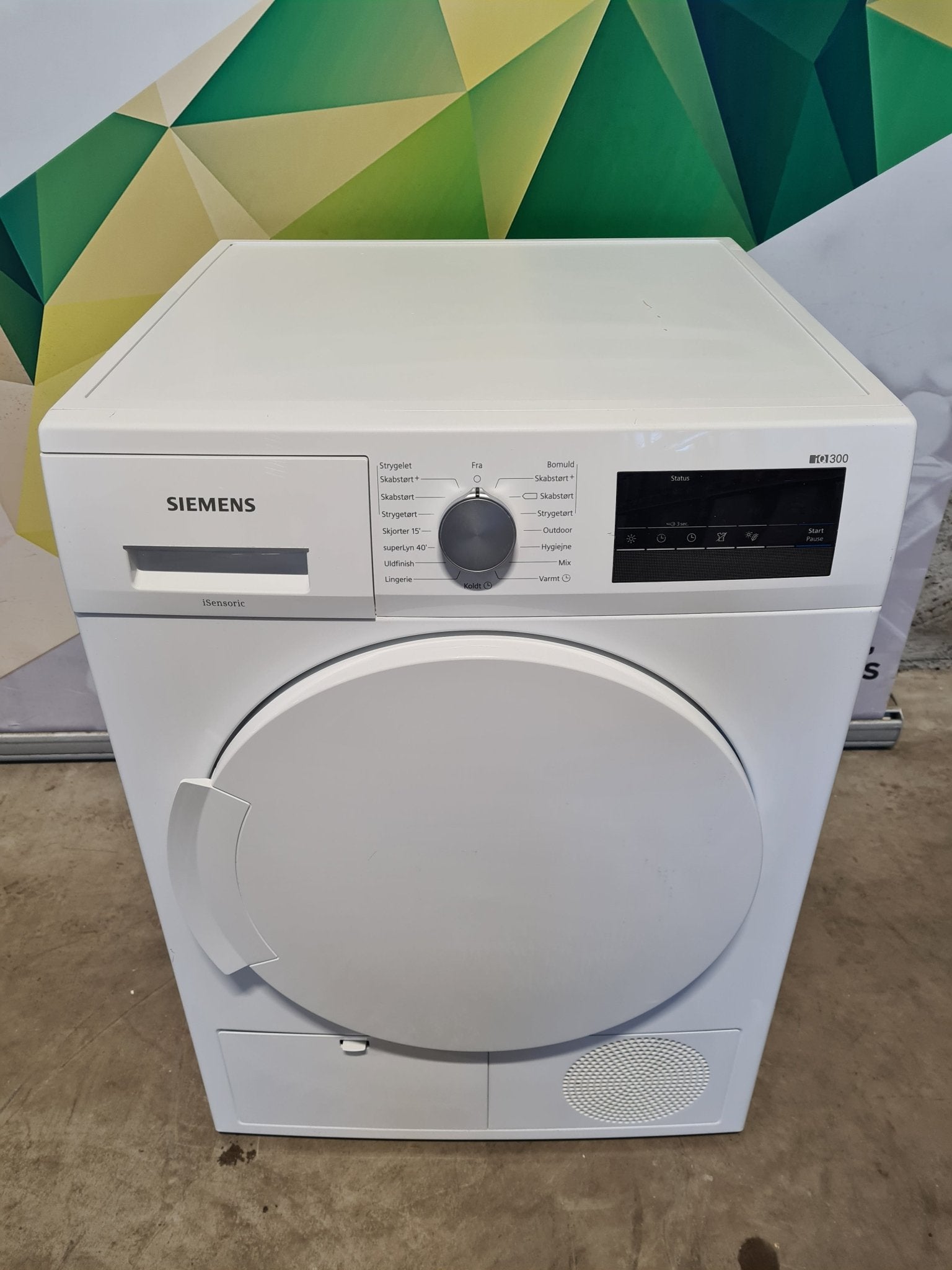 Siemens iq300 tørketrommel WT43N2L7DN Tørketrommel - Norskombruk.no