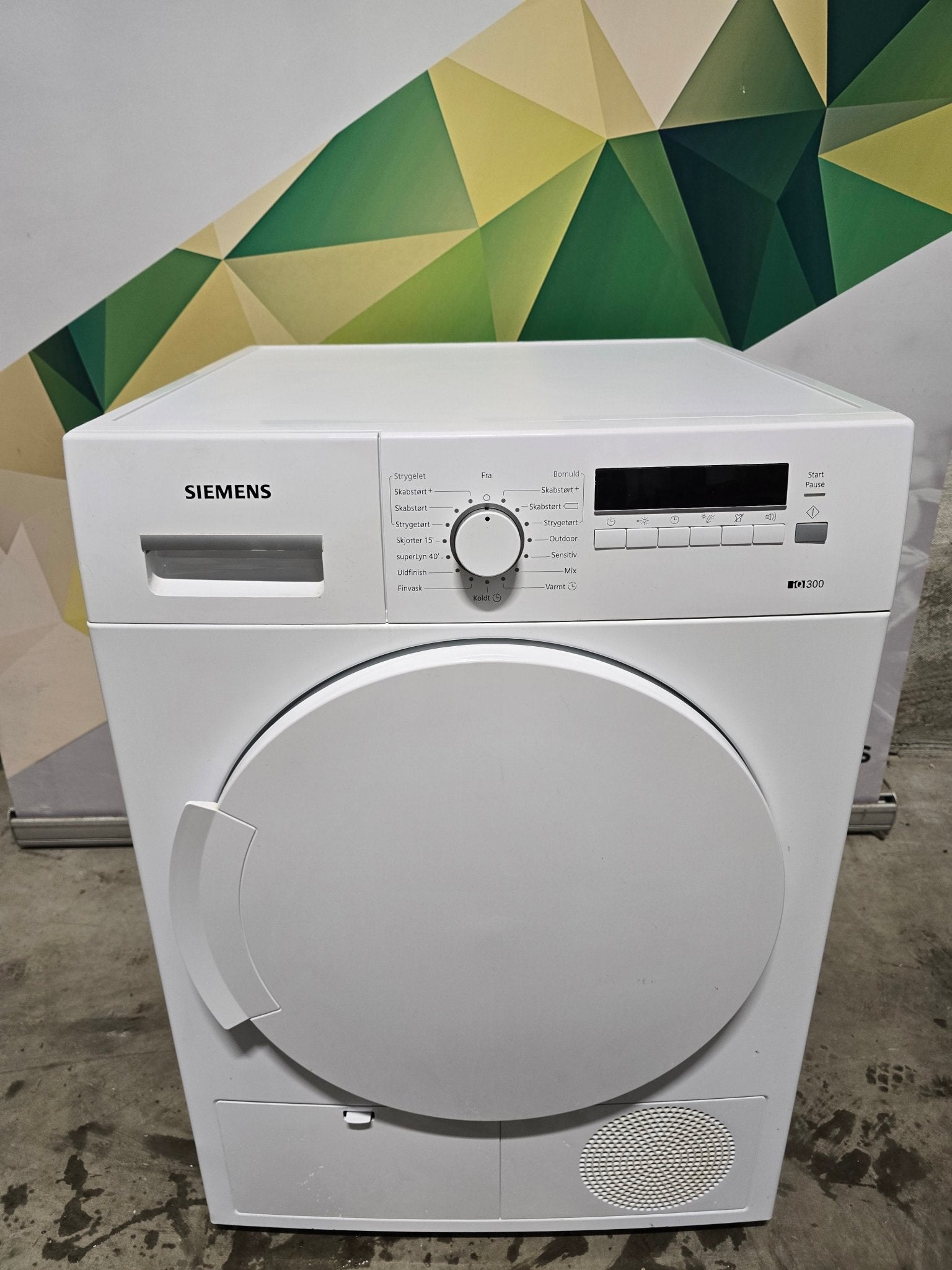 Siemens IQ300 tørketrommel WT46B267DN Tørketrommel - Norskombruk.no