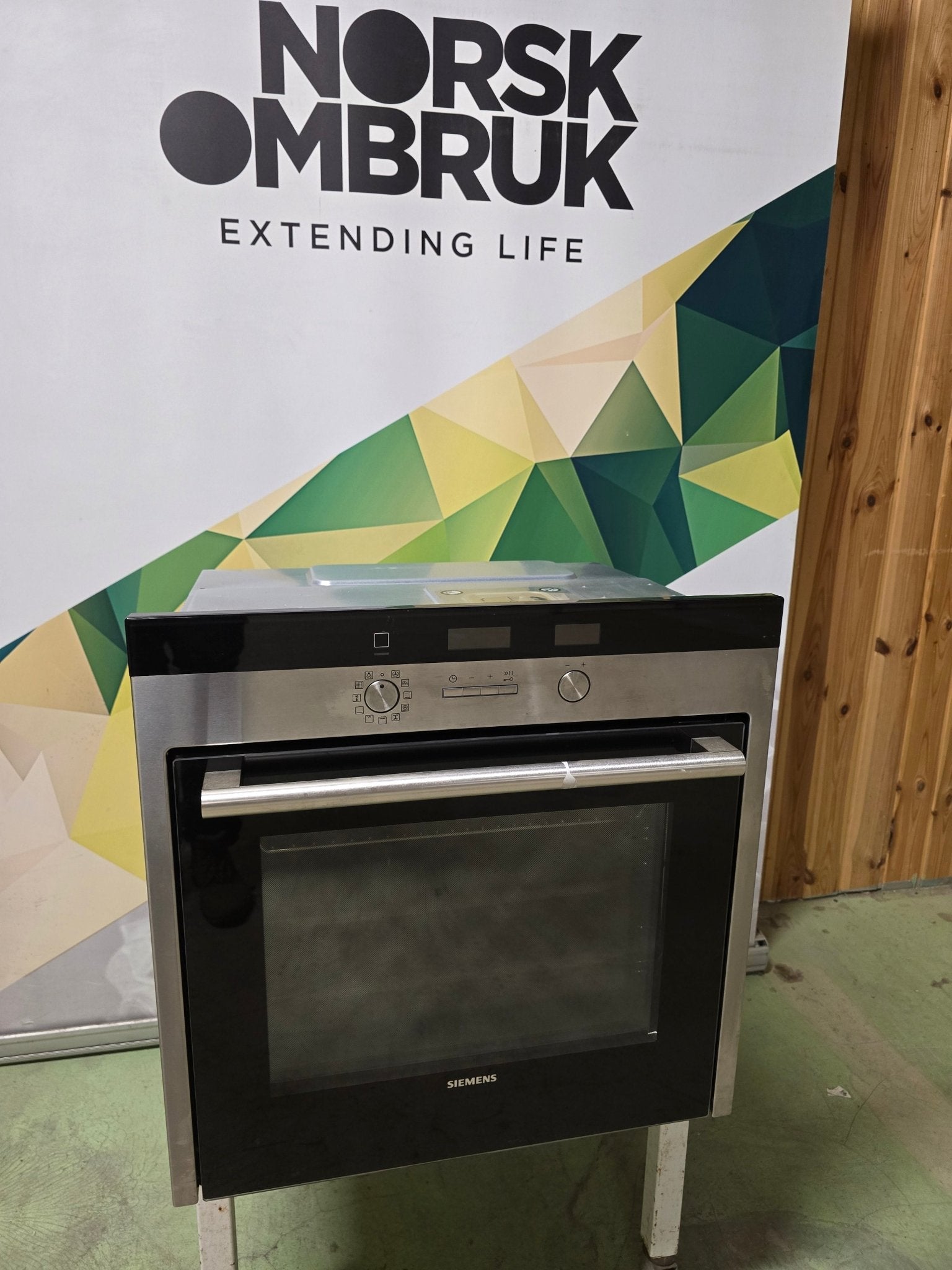 Siemens IQ700 integrert stekeovn HB75GB560S Integrert Stekeovn - Norskombruk.no