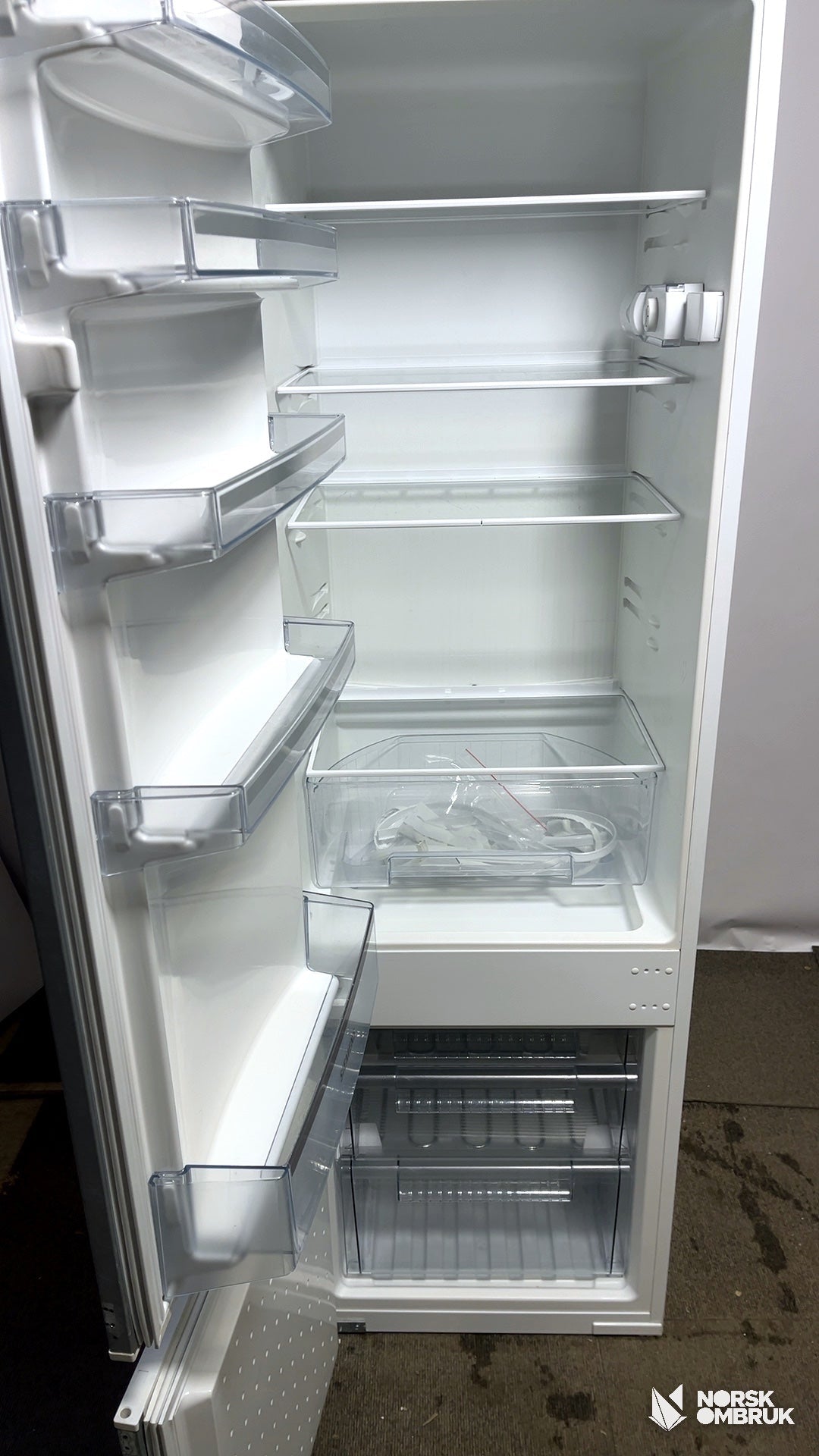 Siemens KI38VV20 Integrert kombiskap Integrert kombiskap - Norskombruk.no