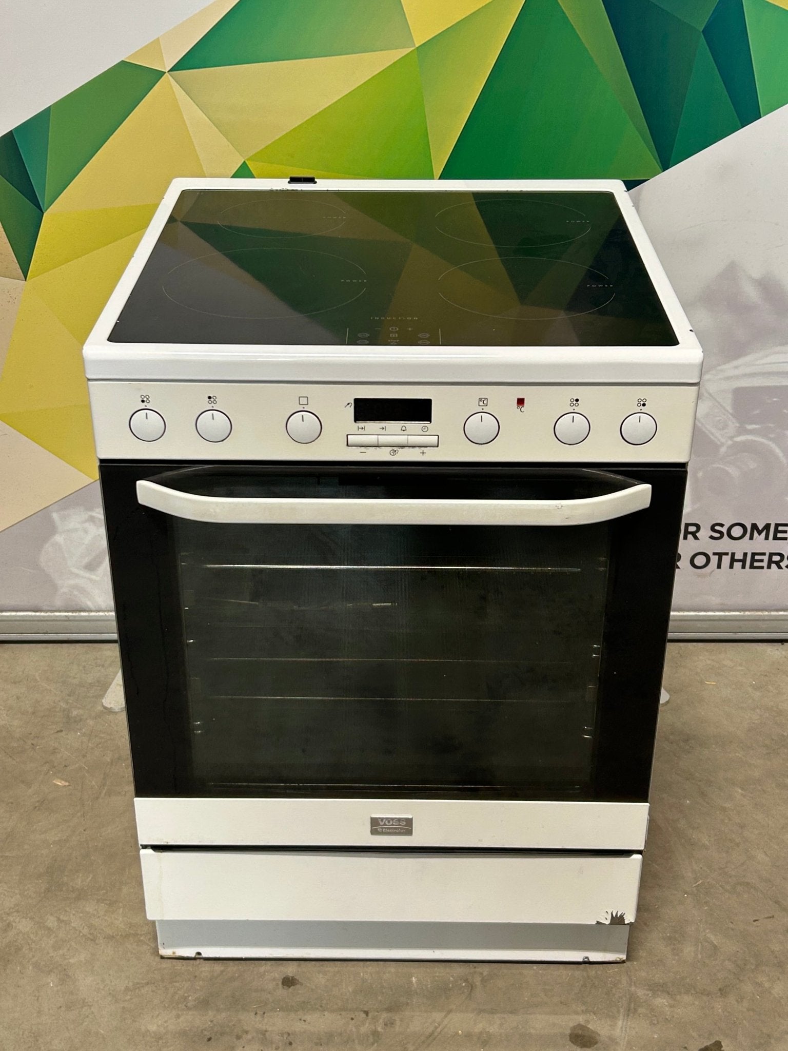 Voss - Electrolux Induksjonskomfyr ELI13320 - HV Induksjonskomfyr - Norskombruk.no