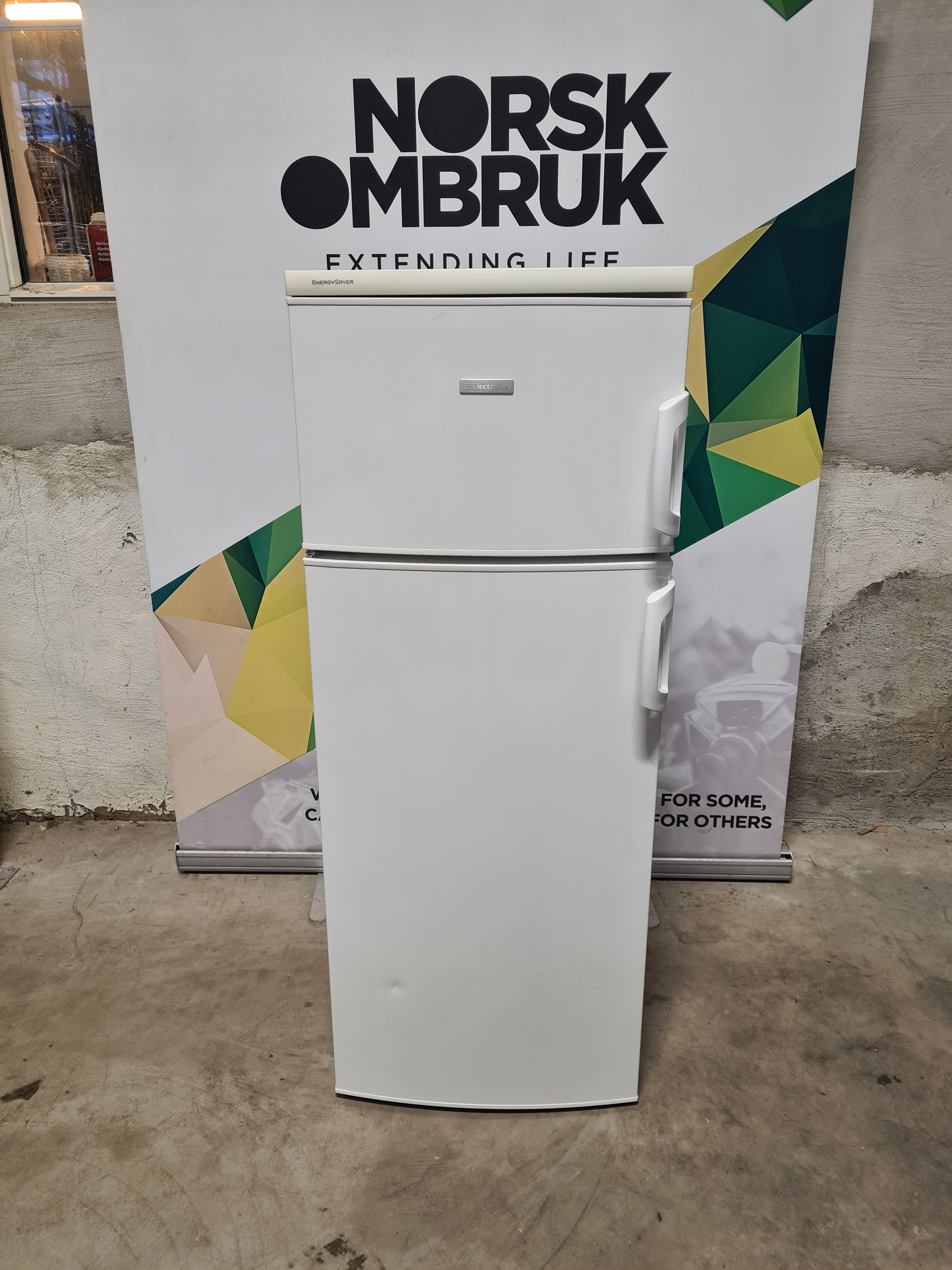 Electrolux kombiskap ERD24304W8