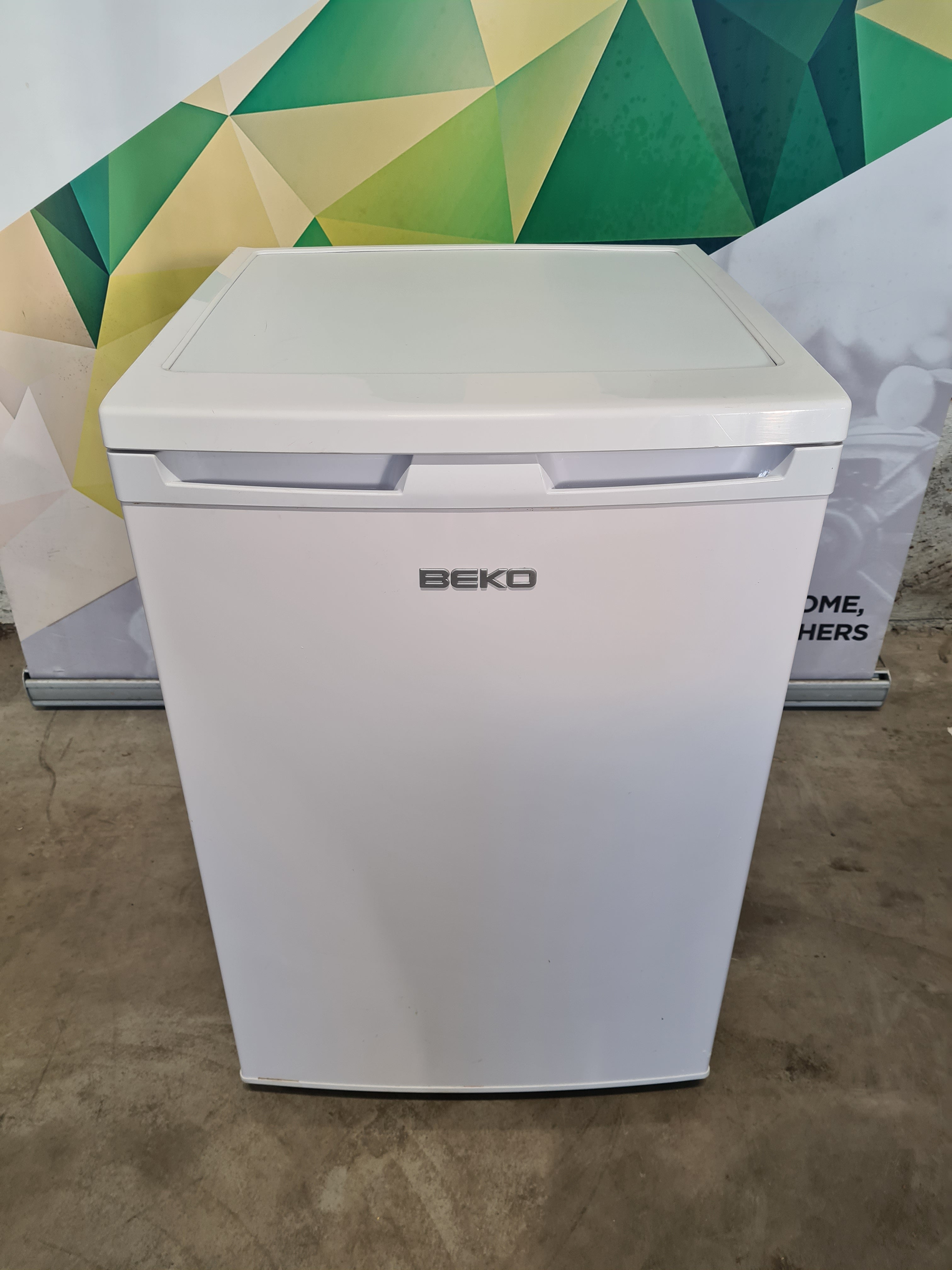 Beko benkkjøleskap S54121 HCA ( 85 cm )