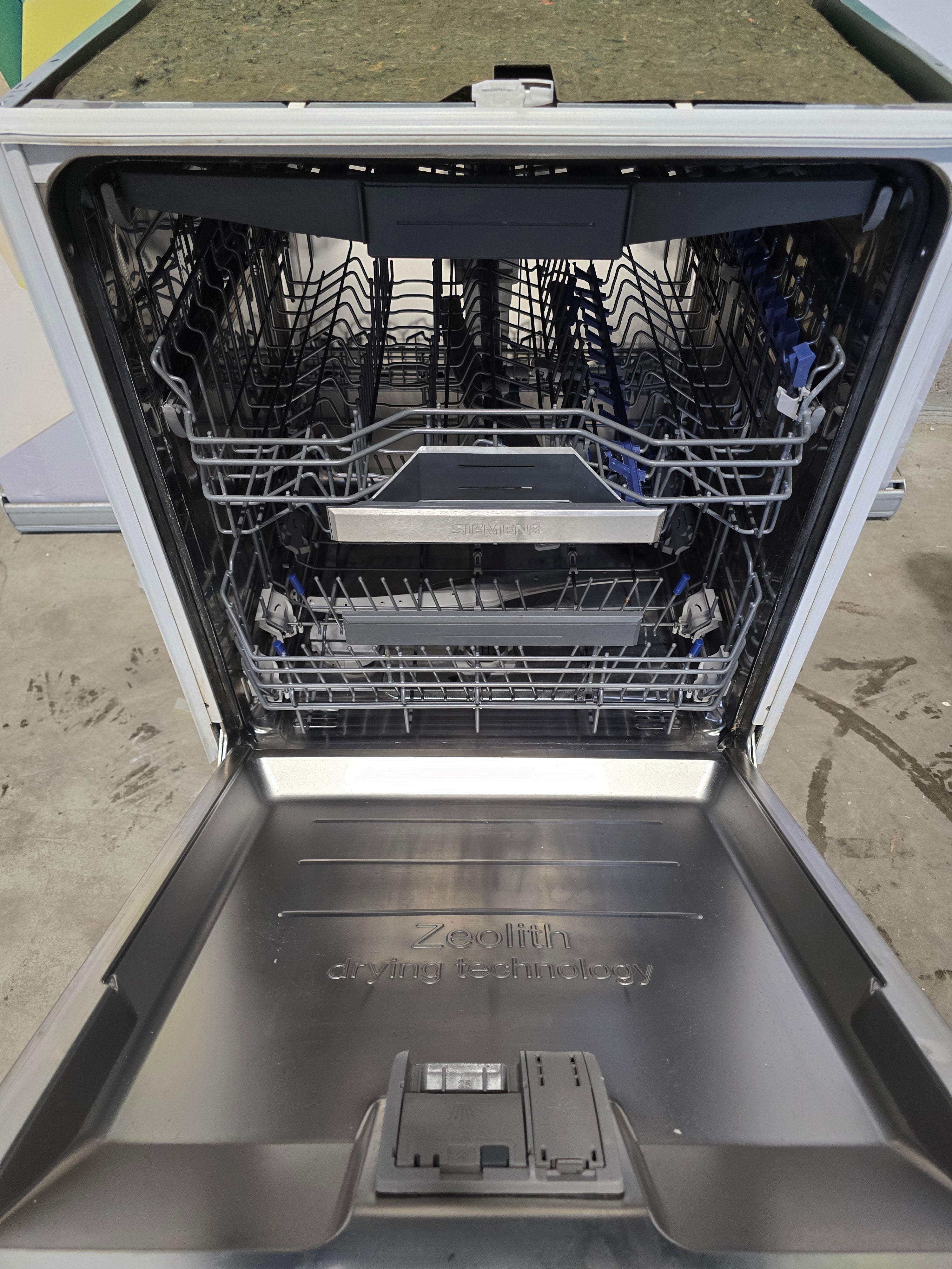 Siemens IQ500 oppvaskmaskin SN45ZW49CS