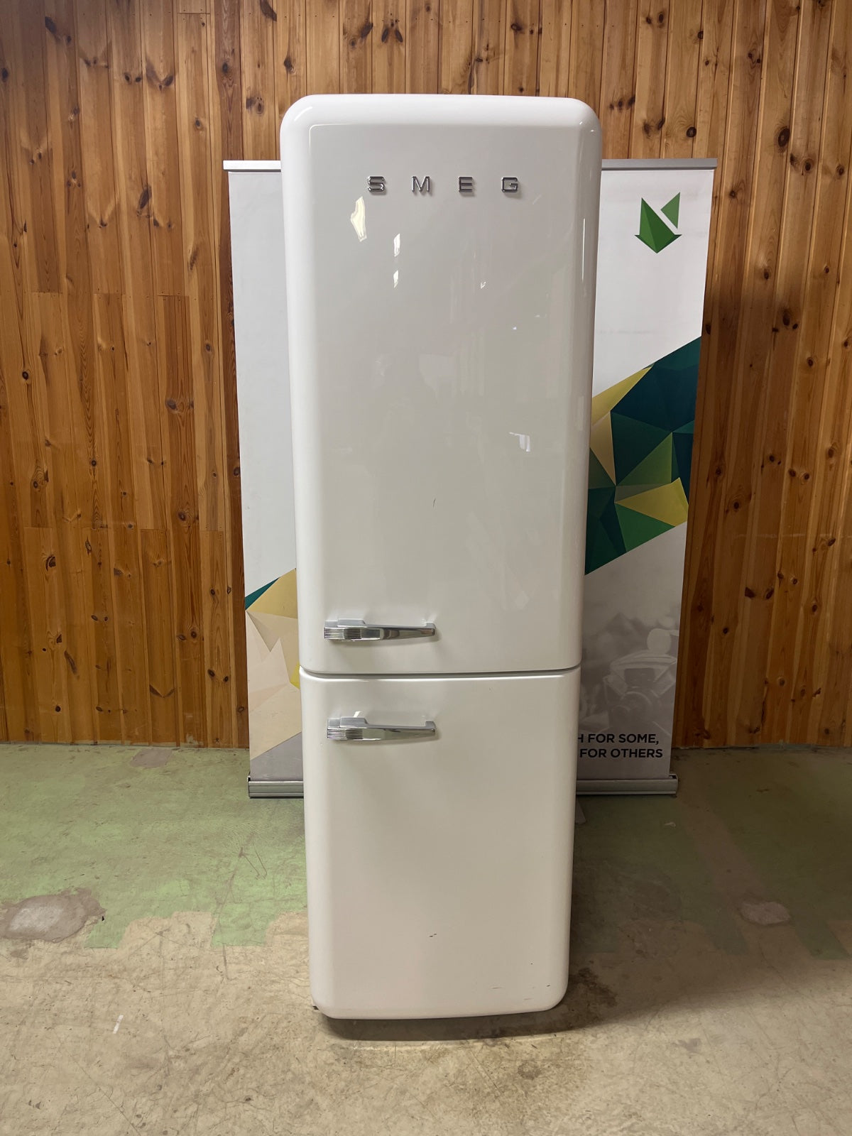 Smeg FAB32RWH5 retro-kombiskap