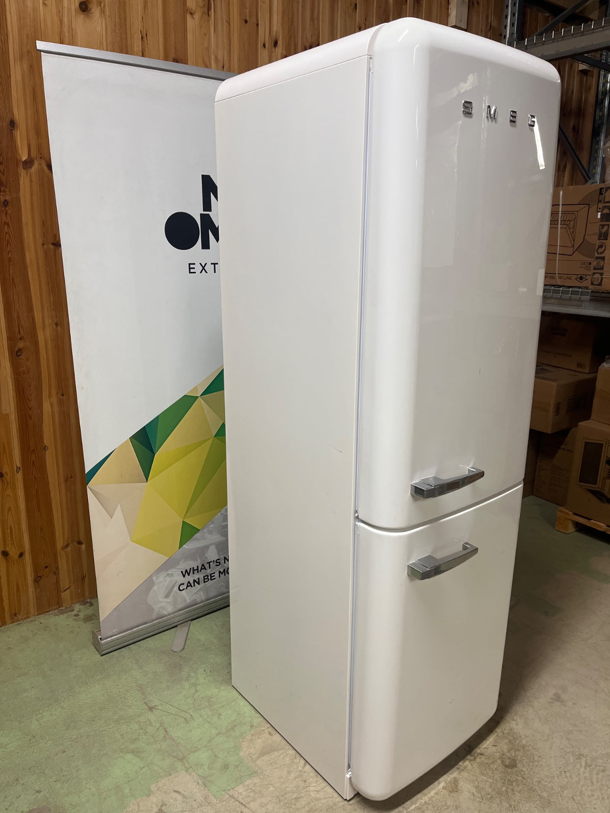 Smeg FAB32RWH5 retro-kombiskap