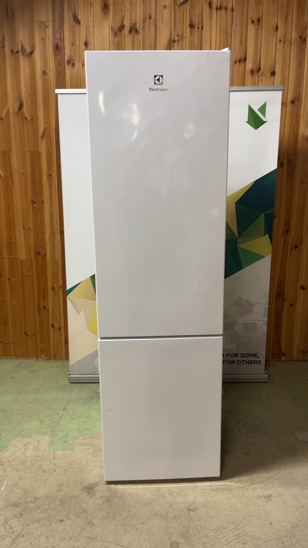 Electrolux LNT5MF36W0 kombiskap