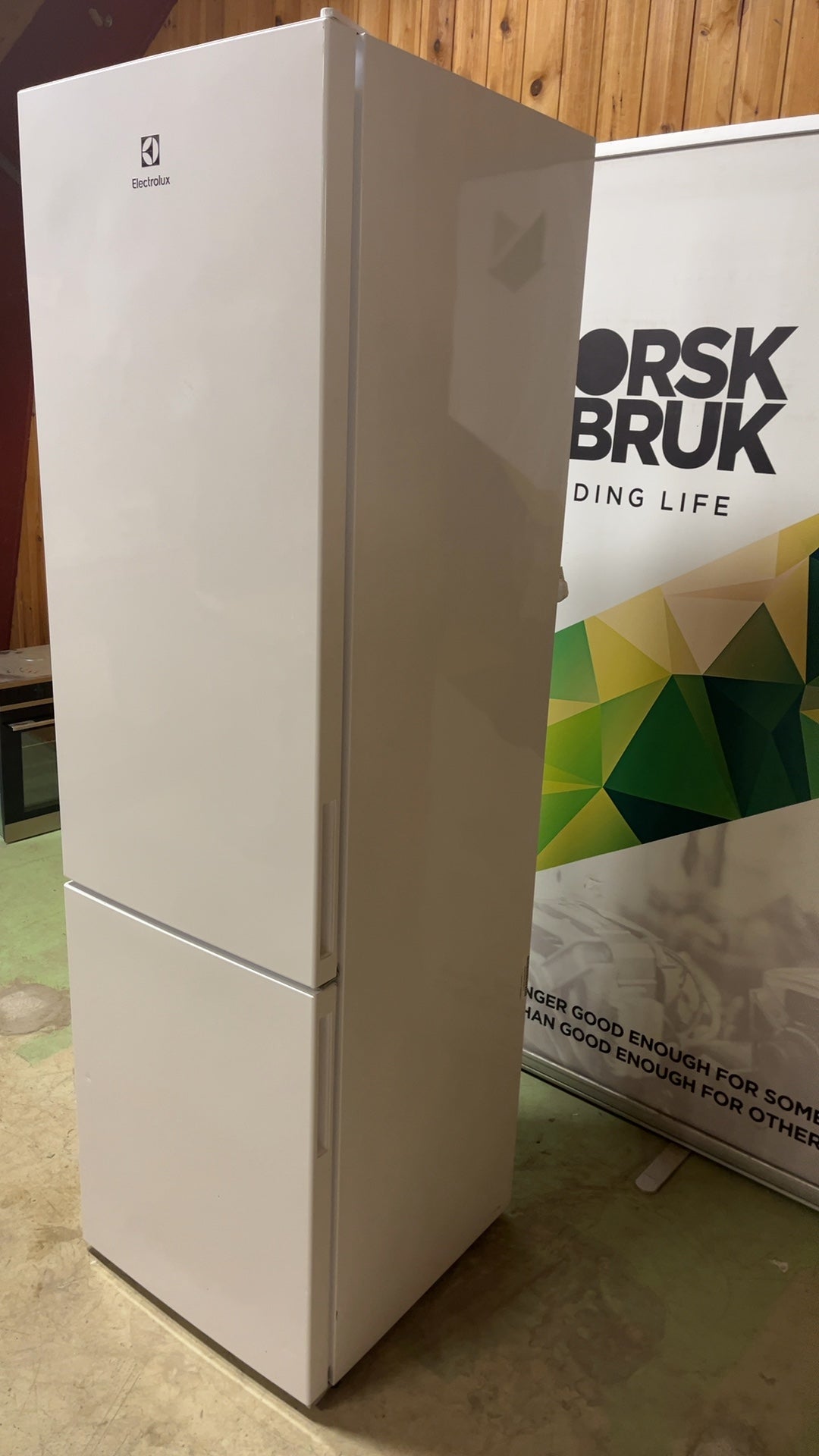 Electrolux LNT5MF36W0 kombiskap