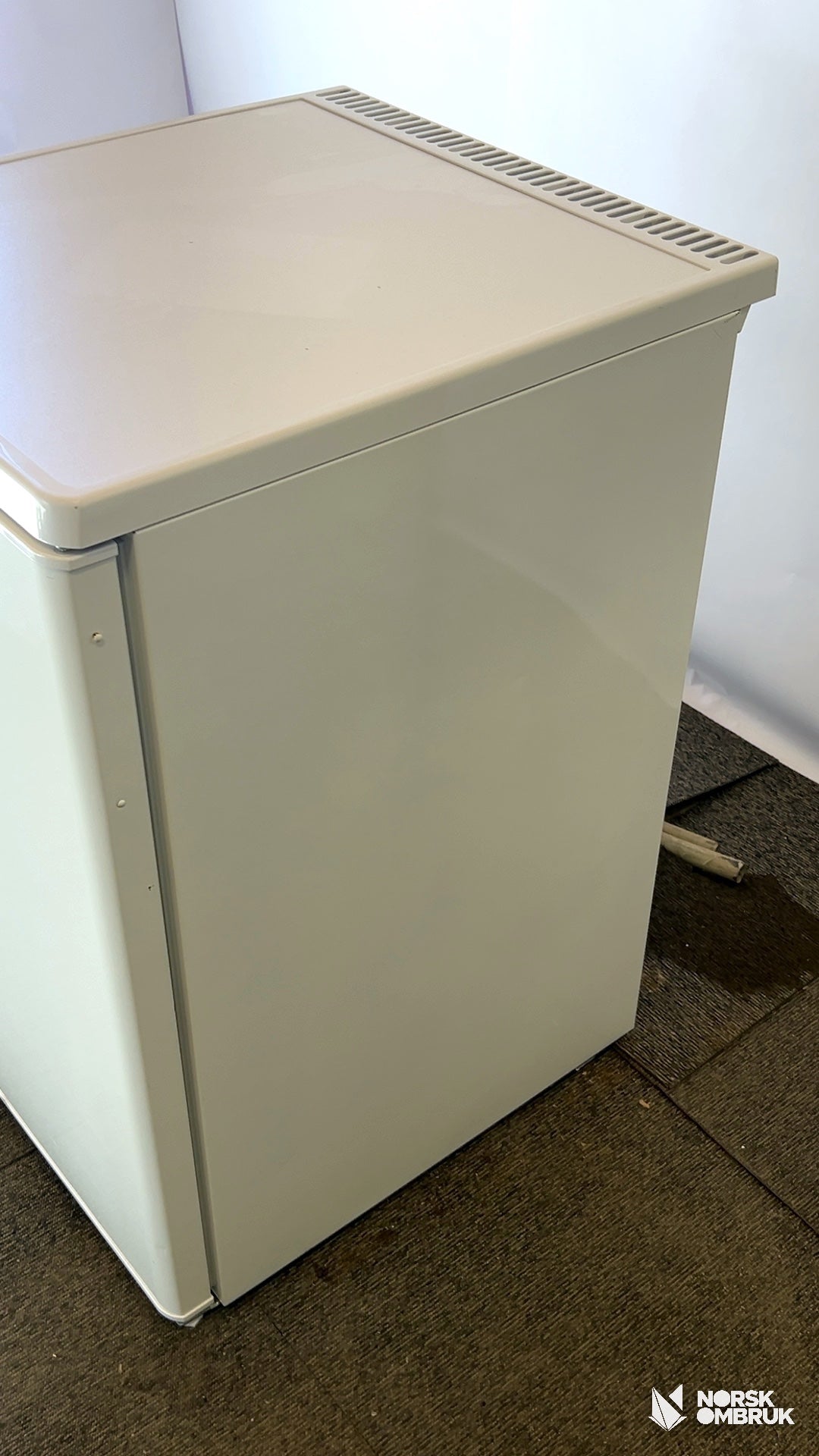 Electrolux ERT1501FOW2 kjøleskap med frysedel