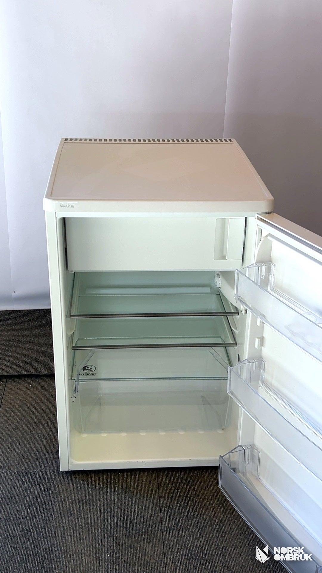 Electrolux ERT1501FOW2 kjøleskap med frysedel