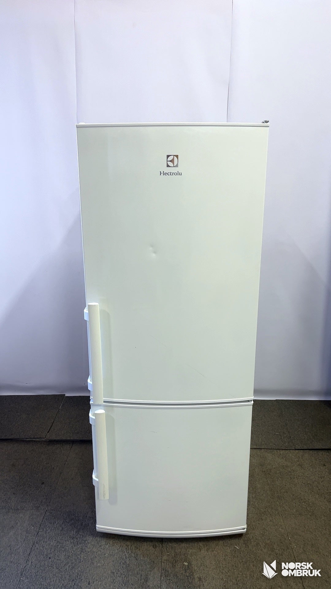 Electrolux EN2900AOW kombiskap