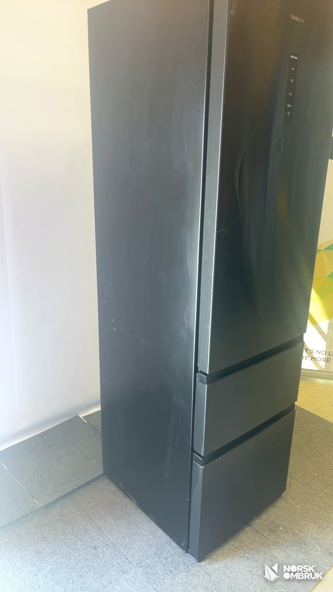 Hisense RM469N4AFD1 kombiskap