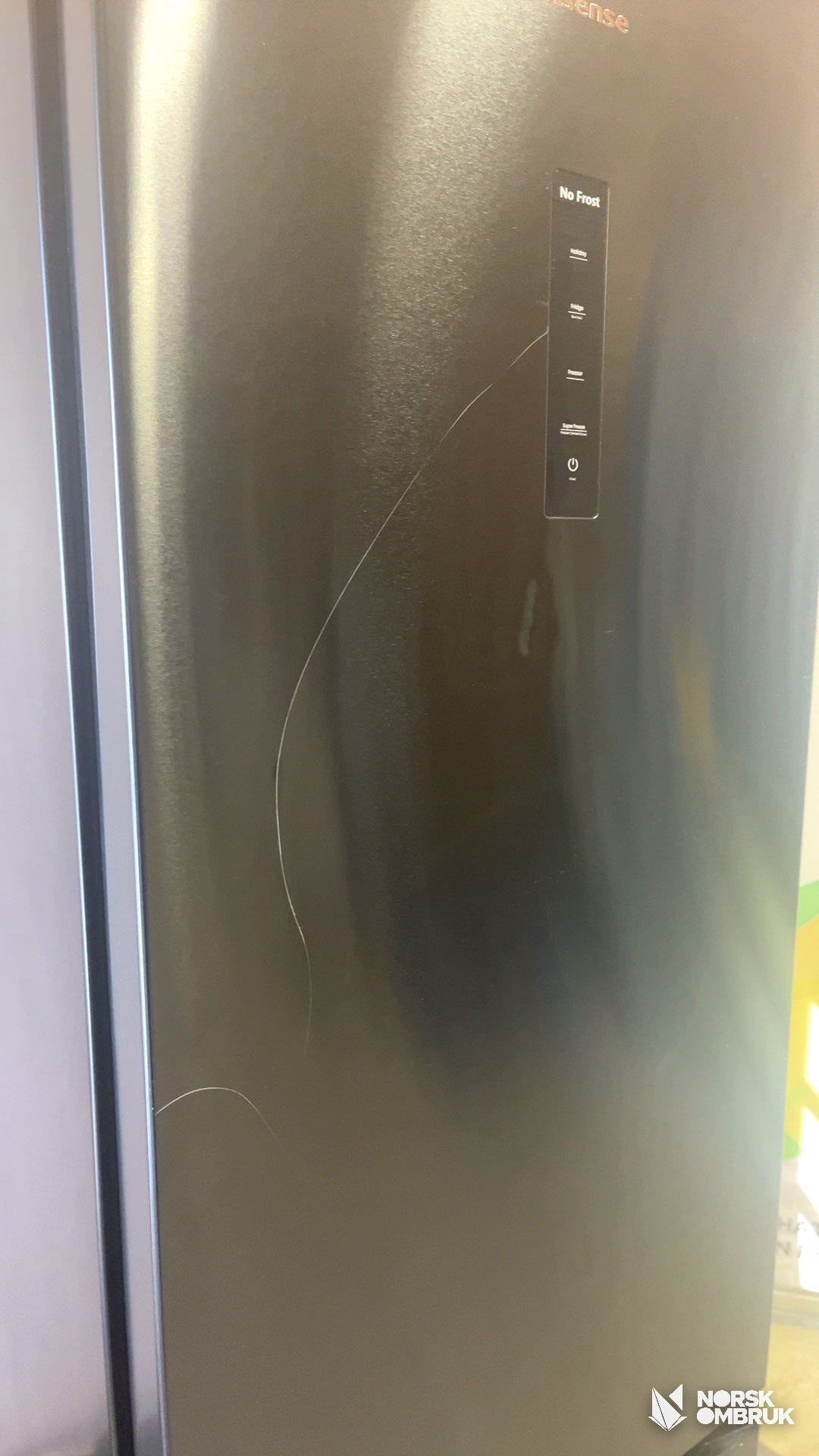 Hisense RM469N4AFD1 kombiskap