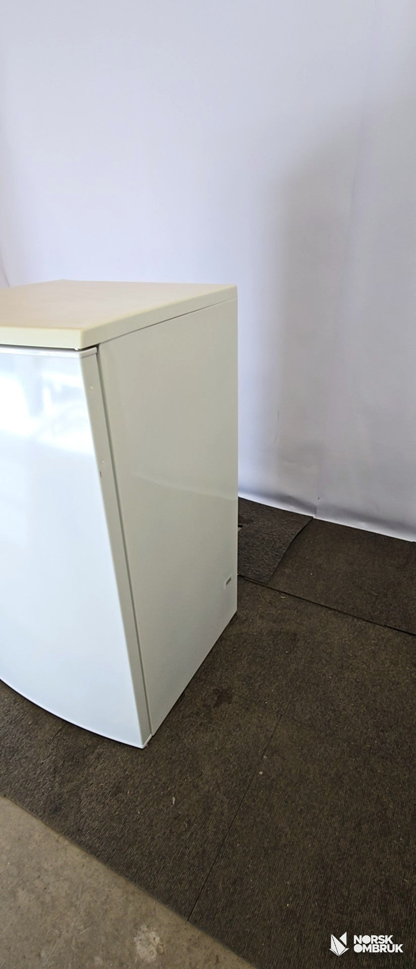 Electrolux ERF1904FOW kjøleskap med fryseboks