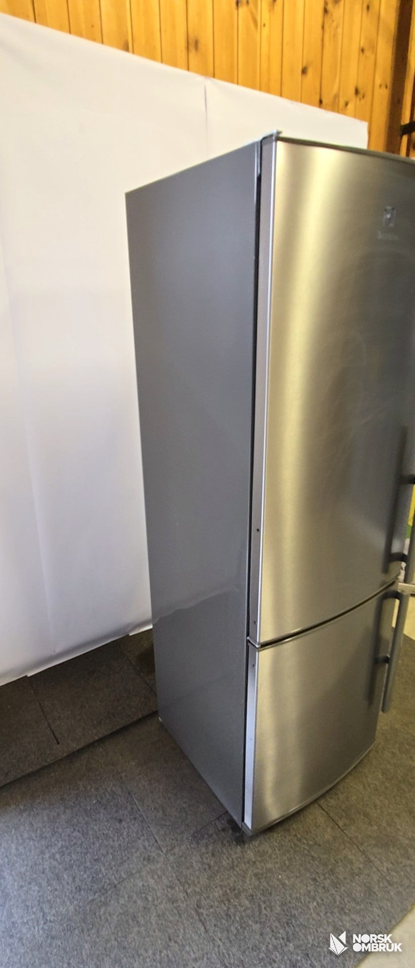 Electrolux EN3600AOX kombiskap