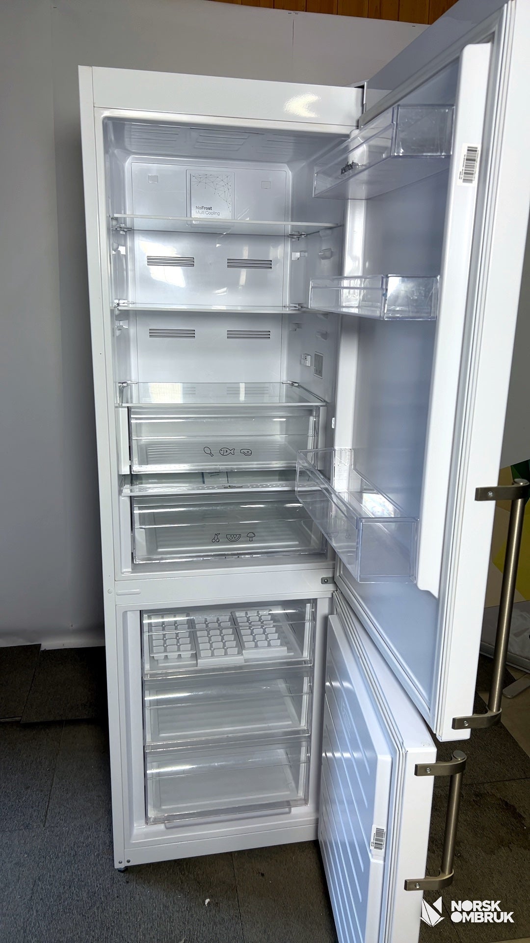 Vestfrost SW689MENFH kombiskap