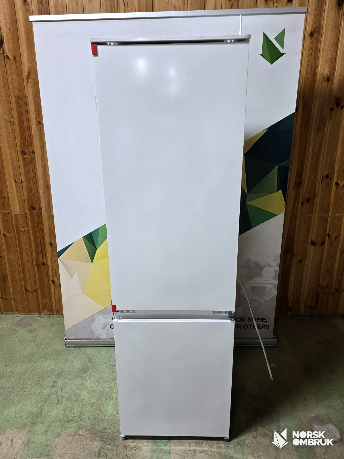 AEG SCE618F3LS Integrert kombiskap