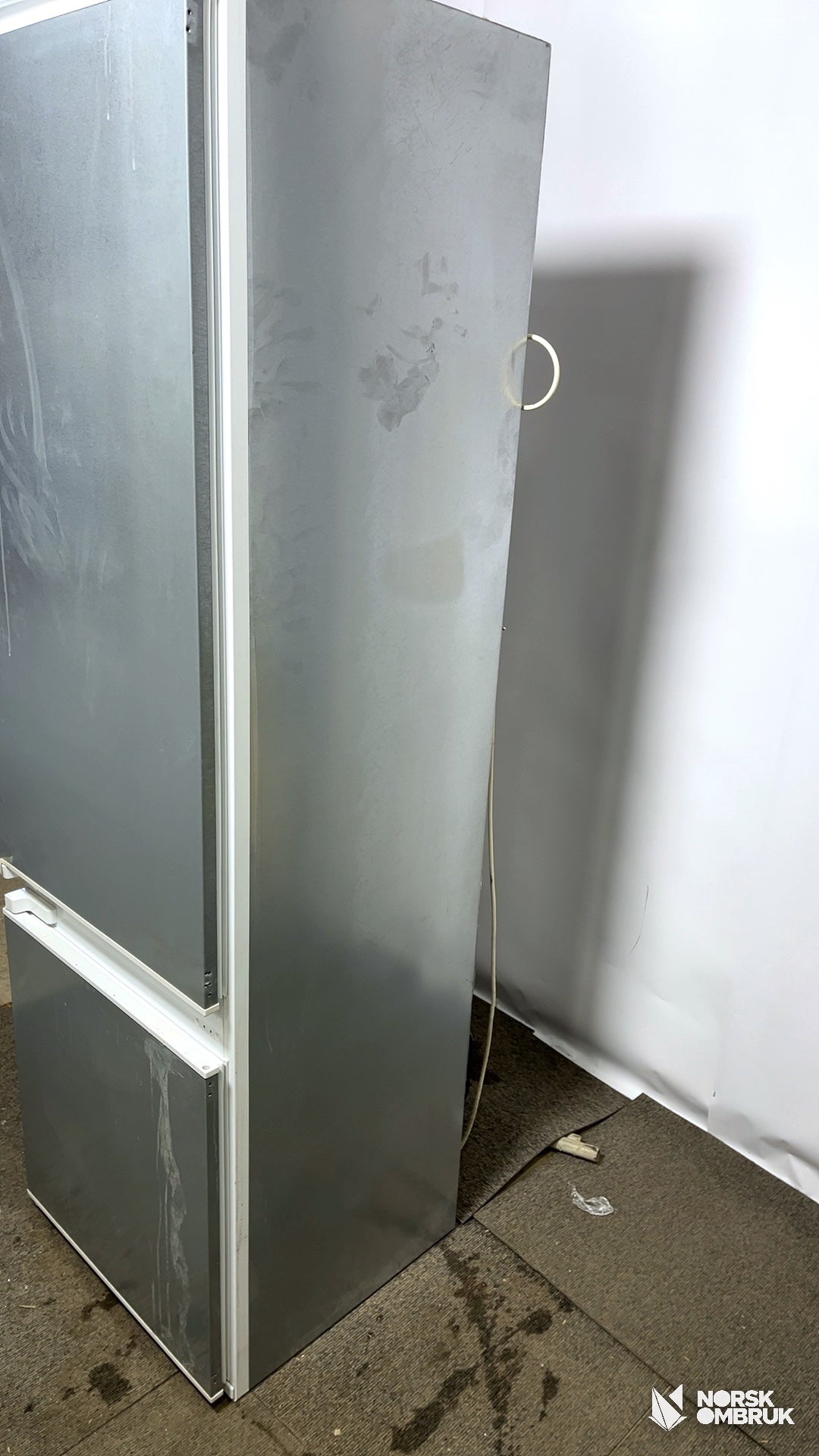 Siemens KI38VV20 Integrert kombiskap