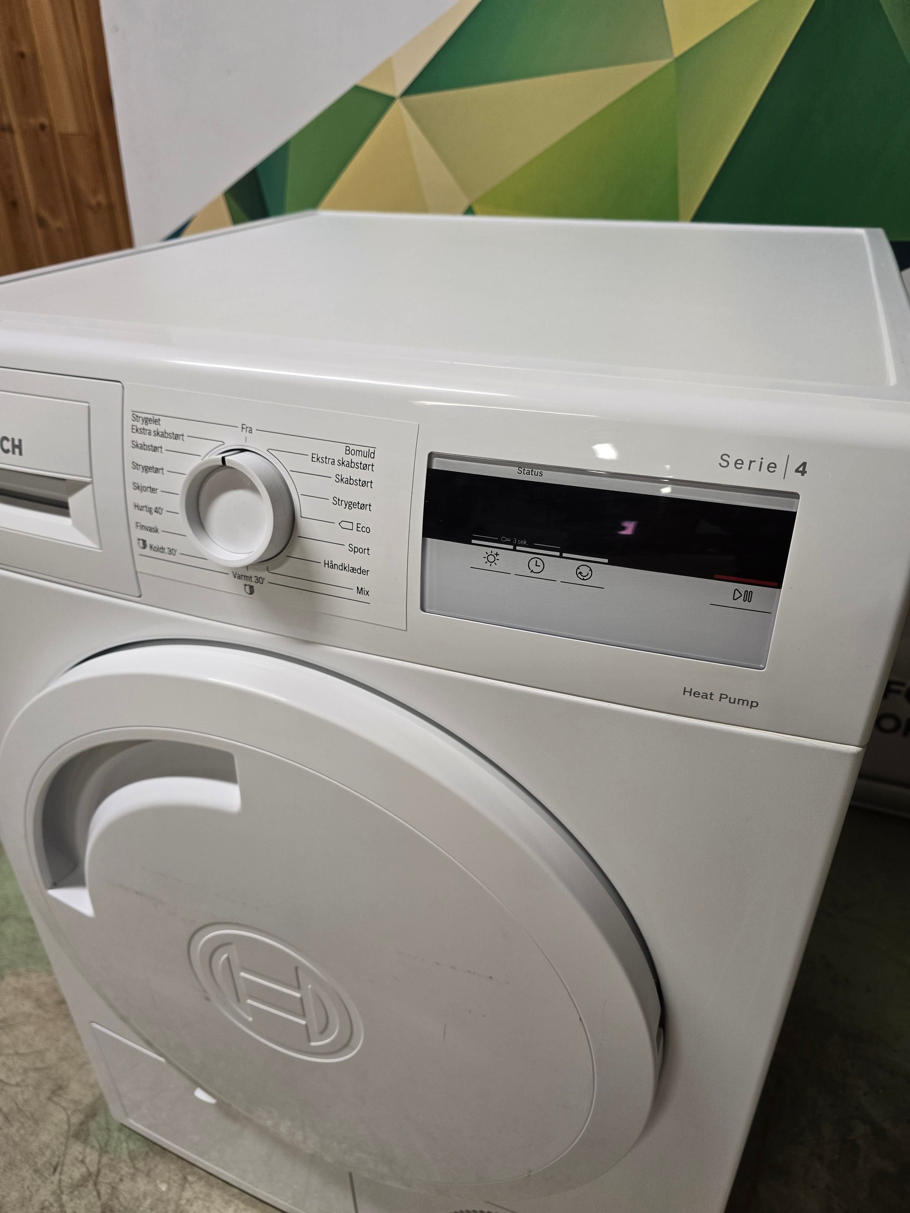 Bosch Serie 4 tørketrommel WTH8307LSN