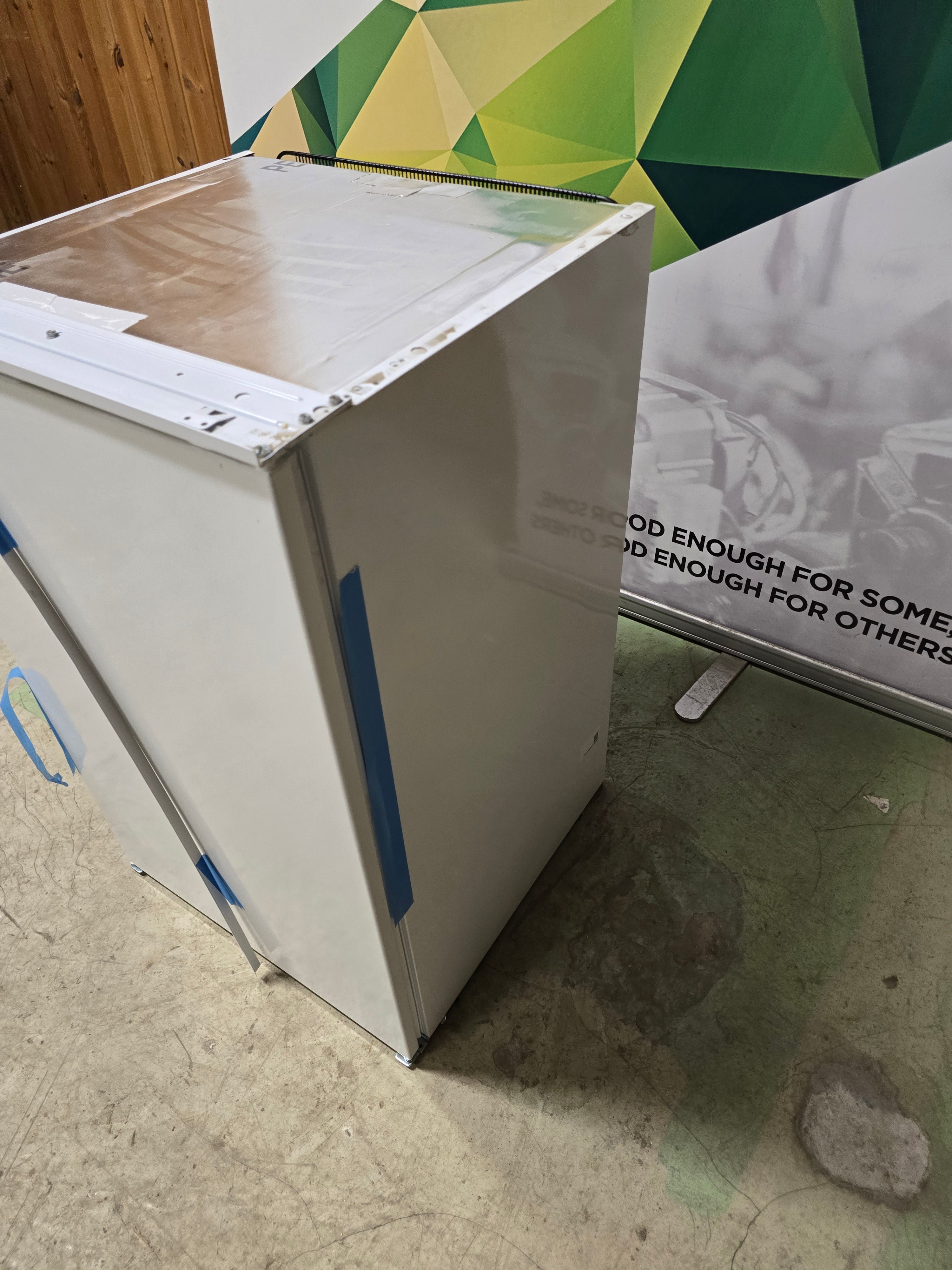 Electrolux LRB2AE88S helintegrert kjøleskap