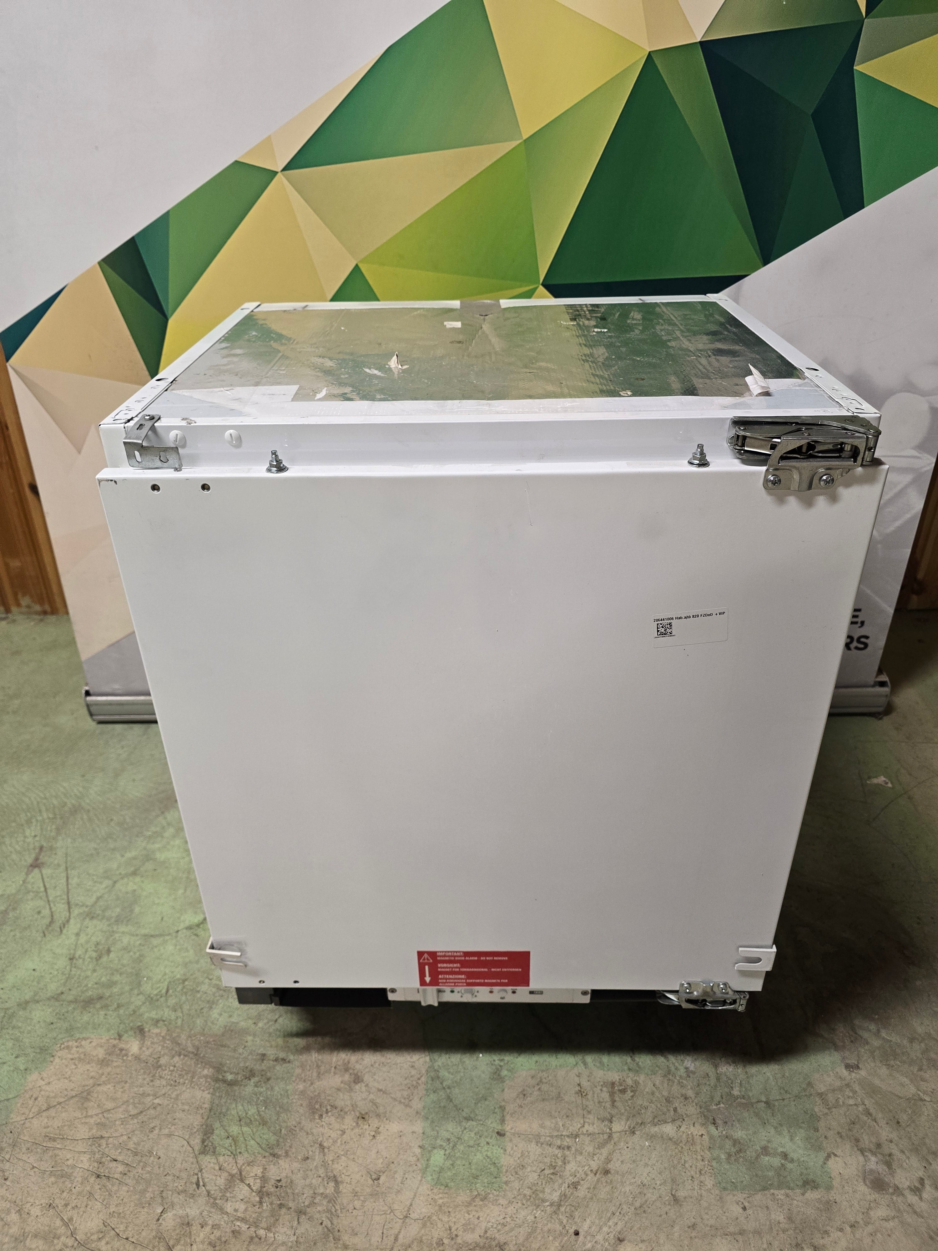 AEG ABB682F1AF1 helintegrert fryser