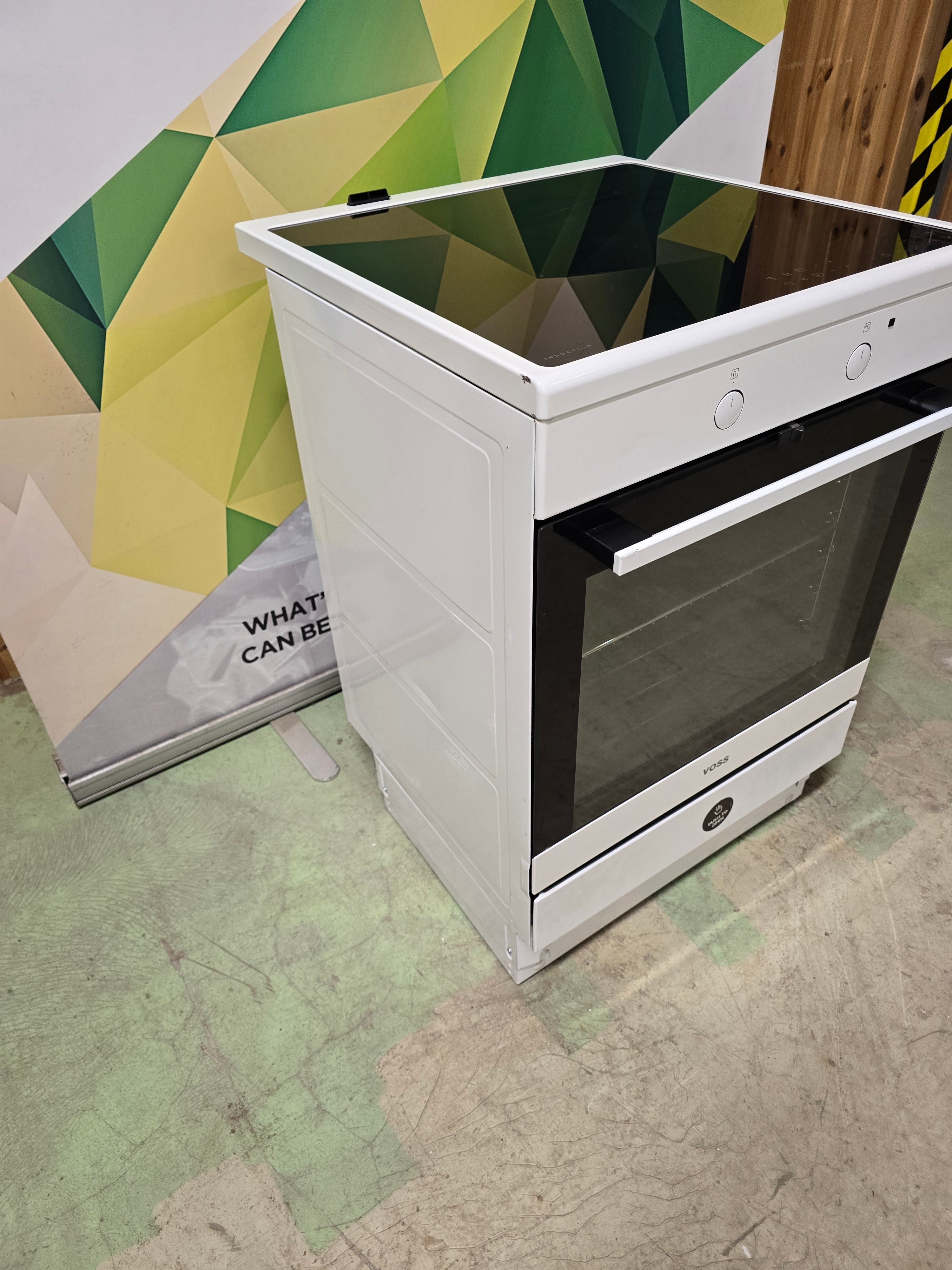 Voss-Electrolux VKI60350HV frittstående induksjonskomfyr