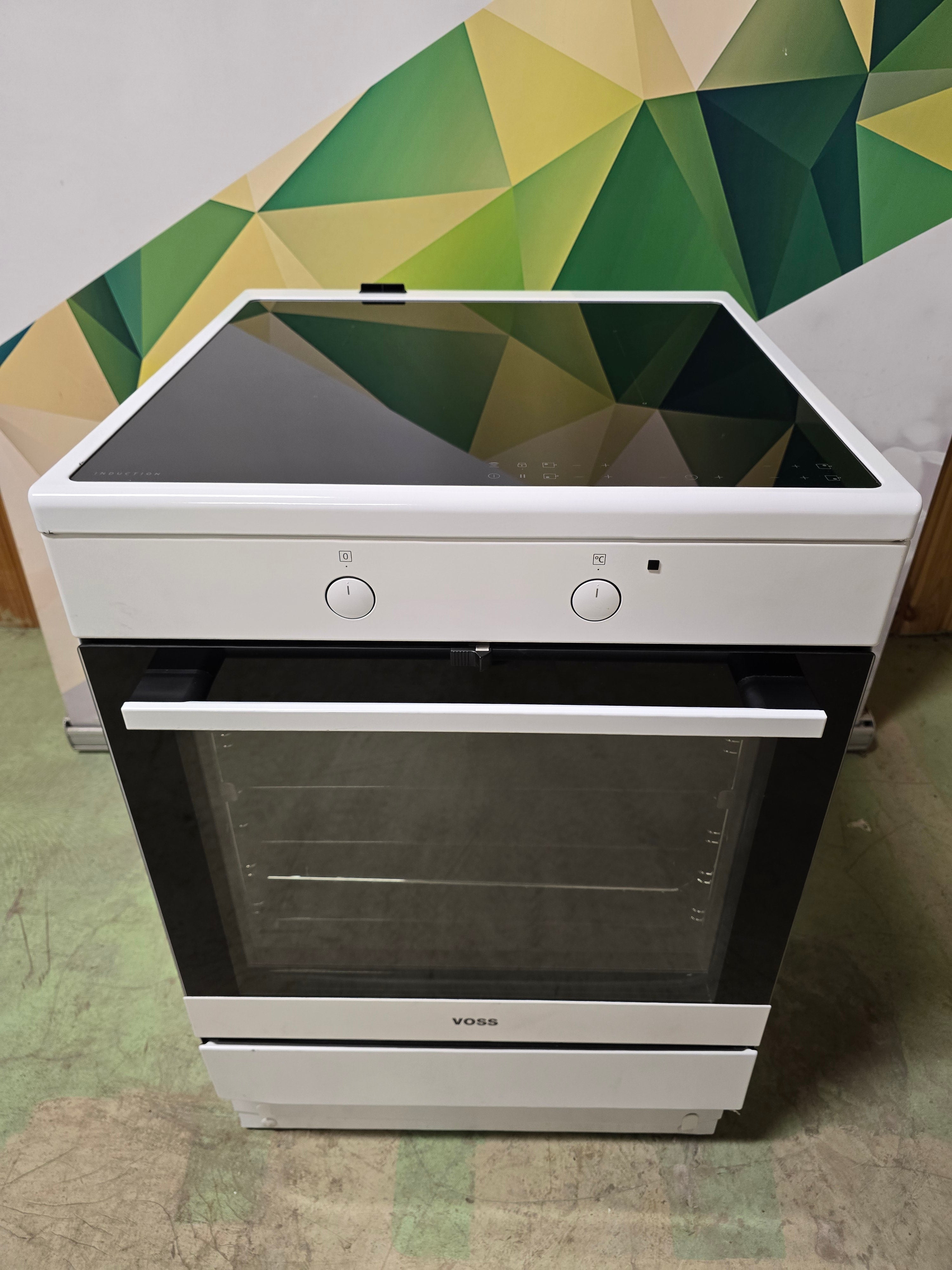Voss-Electrolux VKI60350HV frittstående induksjonskomfyr