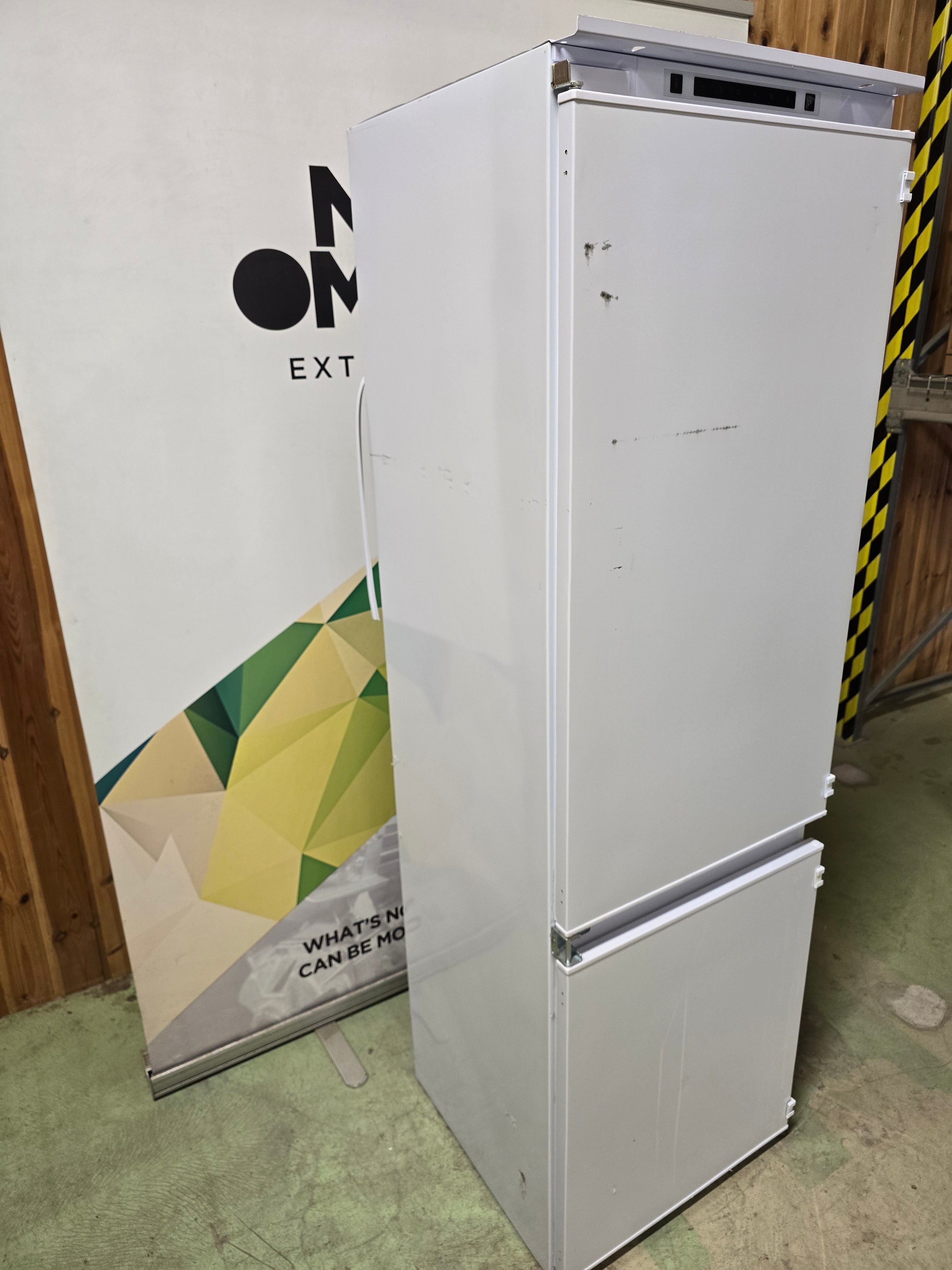 Scandomestic BIC336W integrert kombiskap