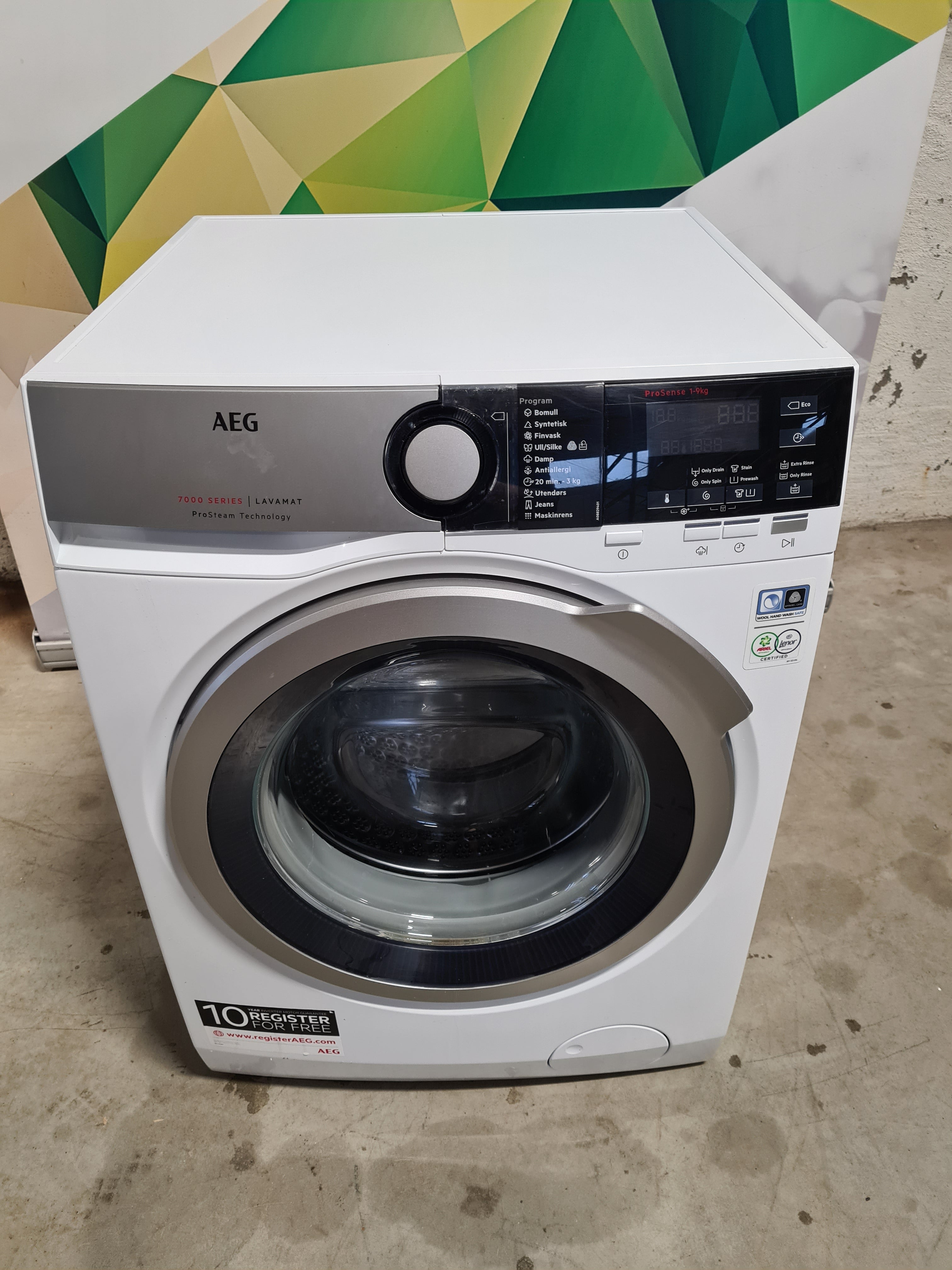 AEG Vaskemaskin L7FEP947E