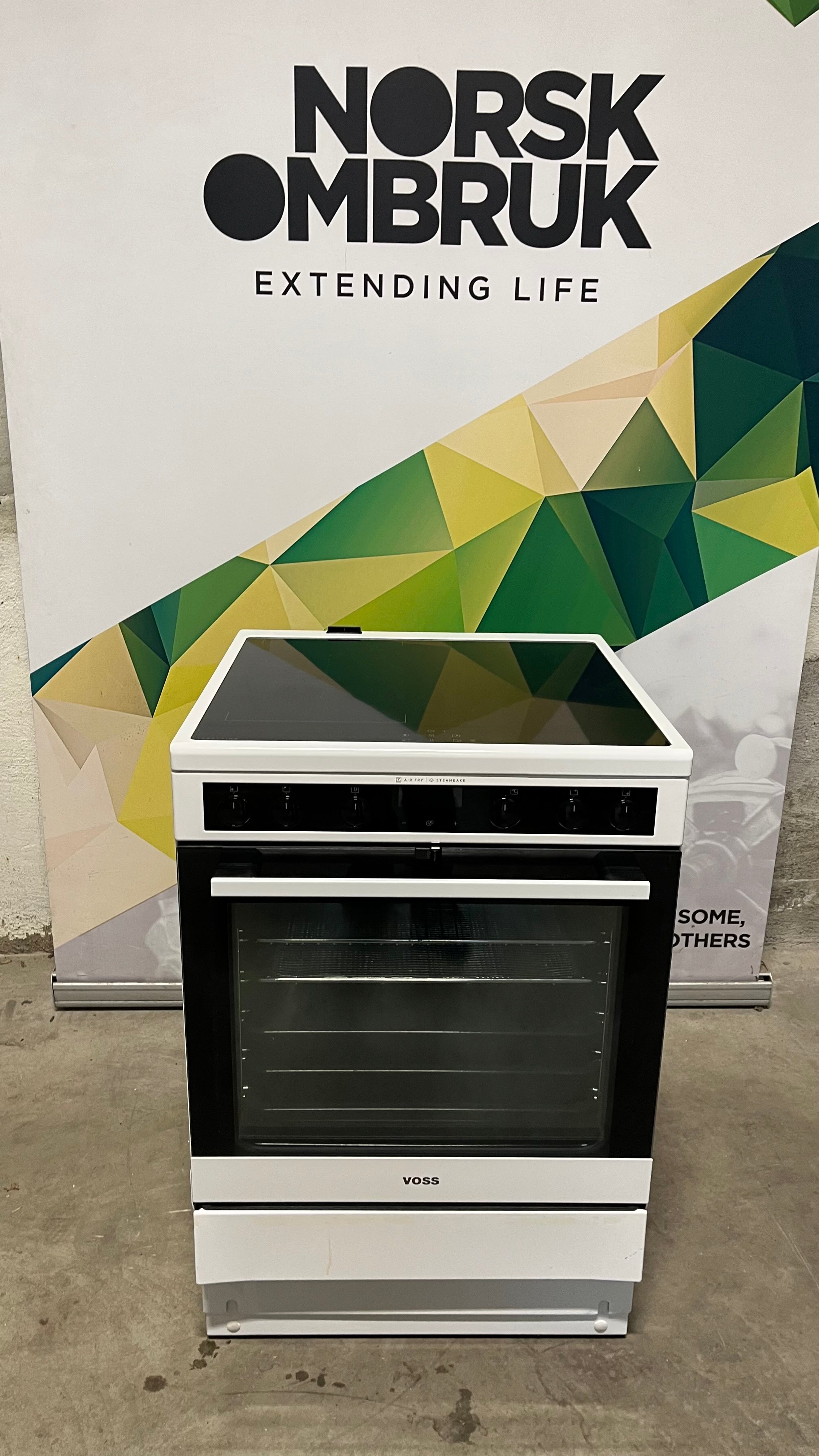 Voss Electrolux induksjonskomfyr VKI65342HV