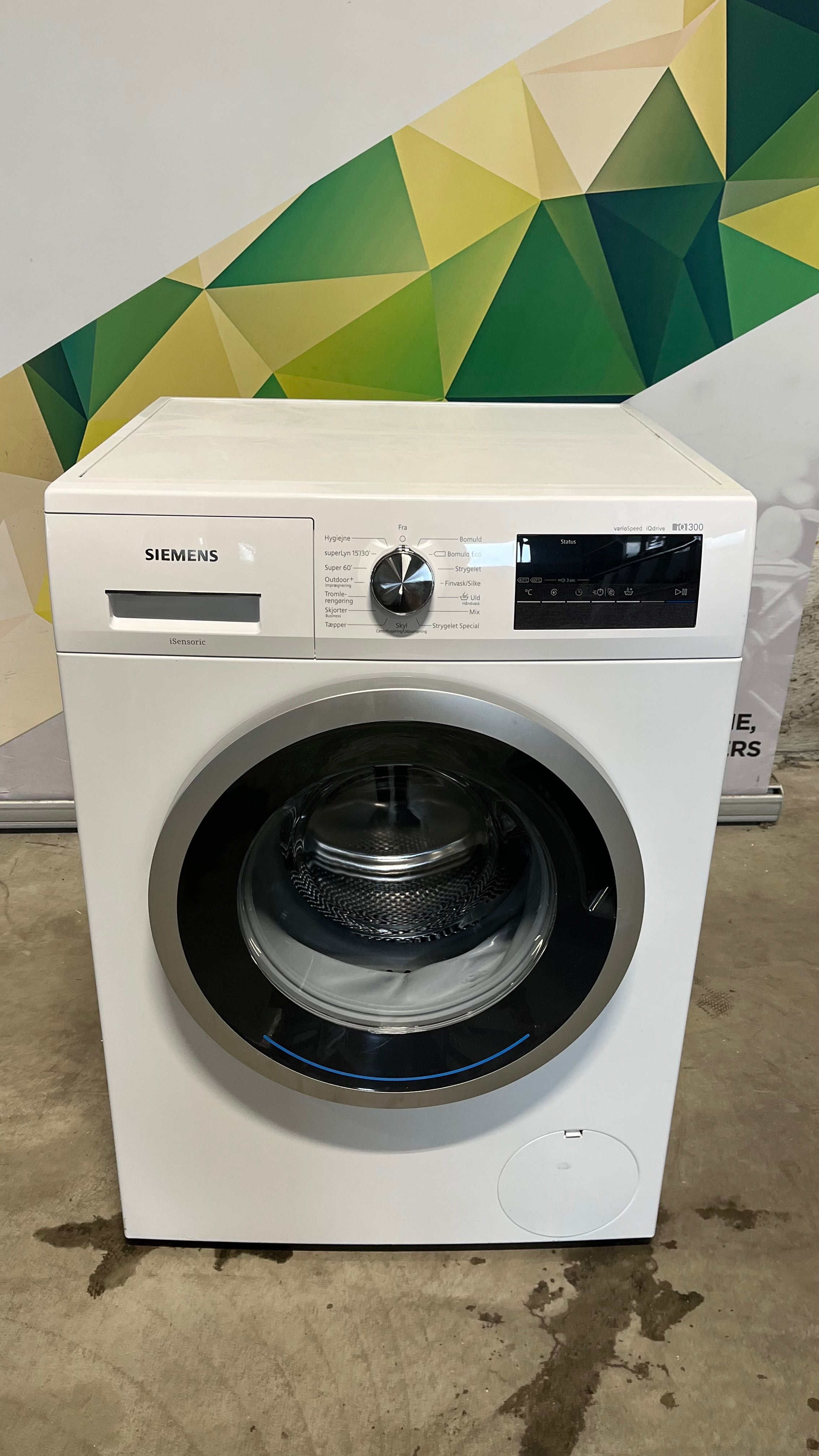 Siemens Vaskemaskin iQ300 WM14N1B8DN