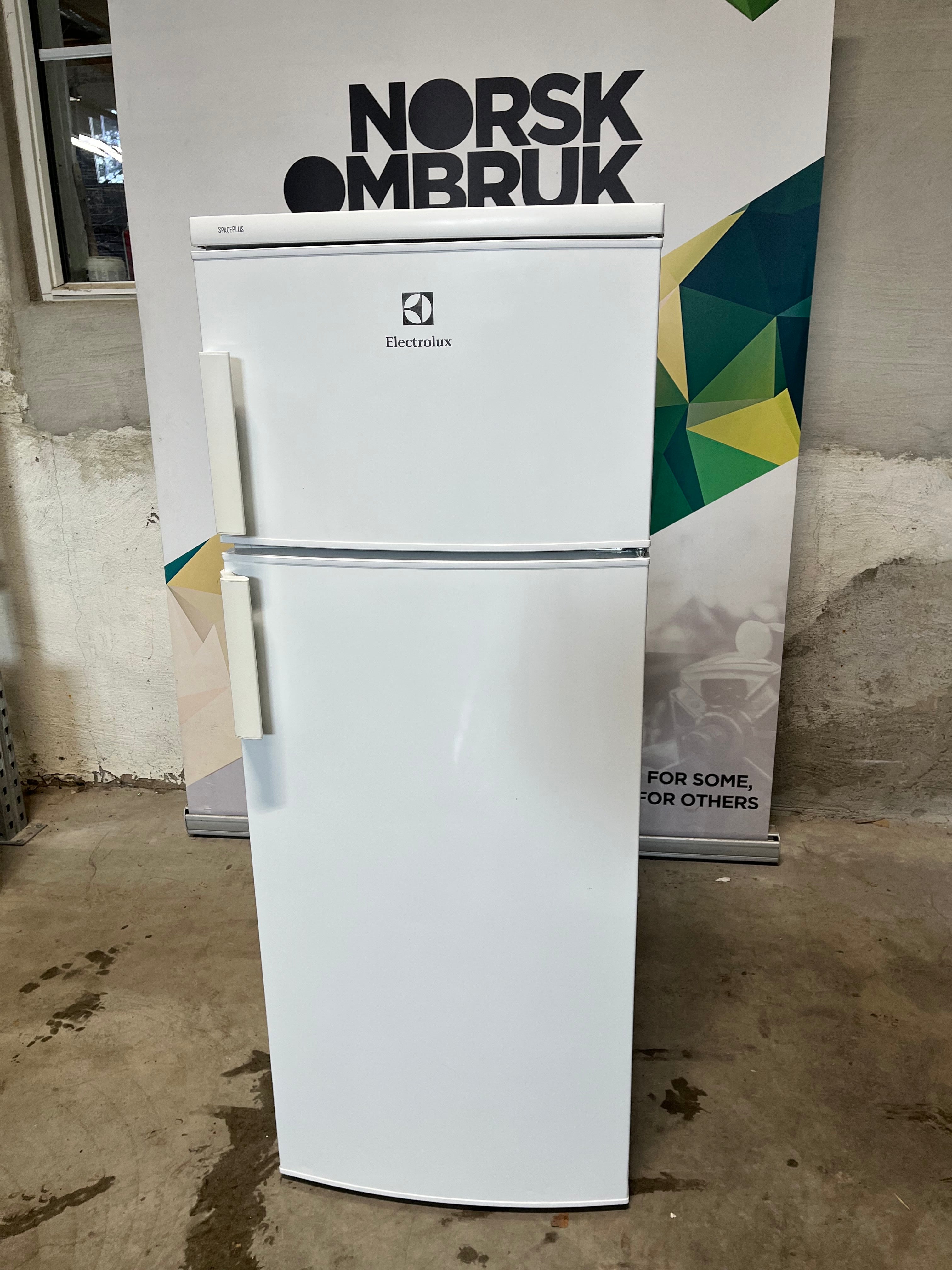 Electrolux kombiskap EJ2301AOW