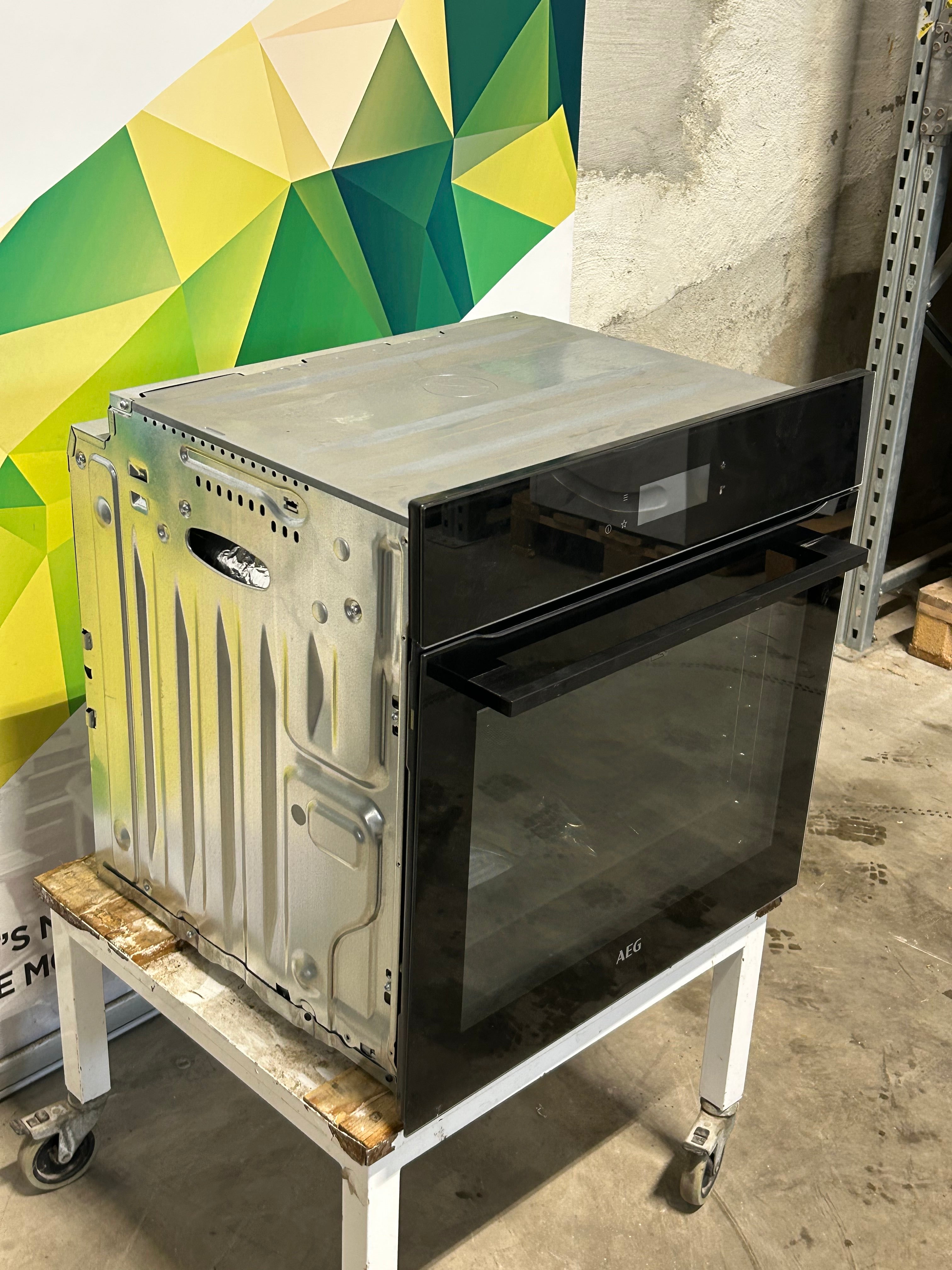 AEG integrert stekeovn BBP8000B