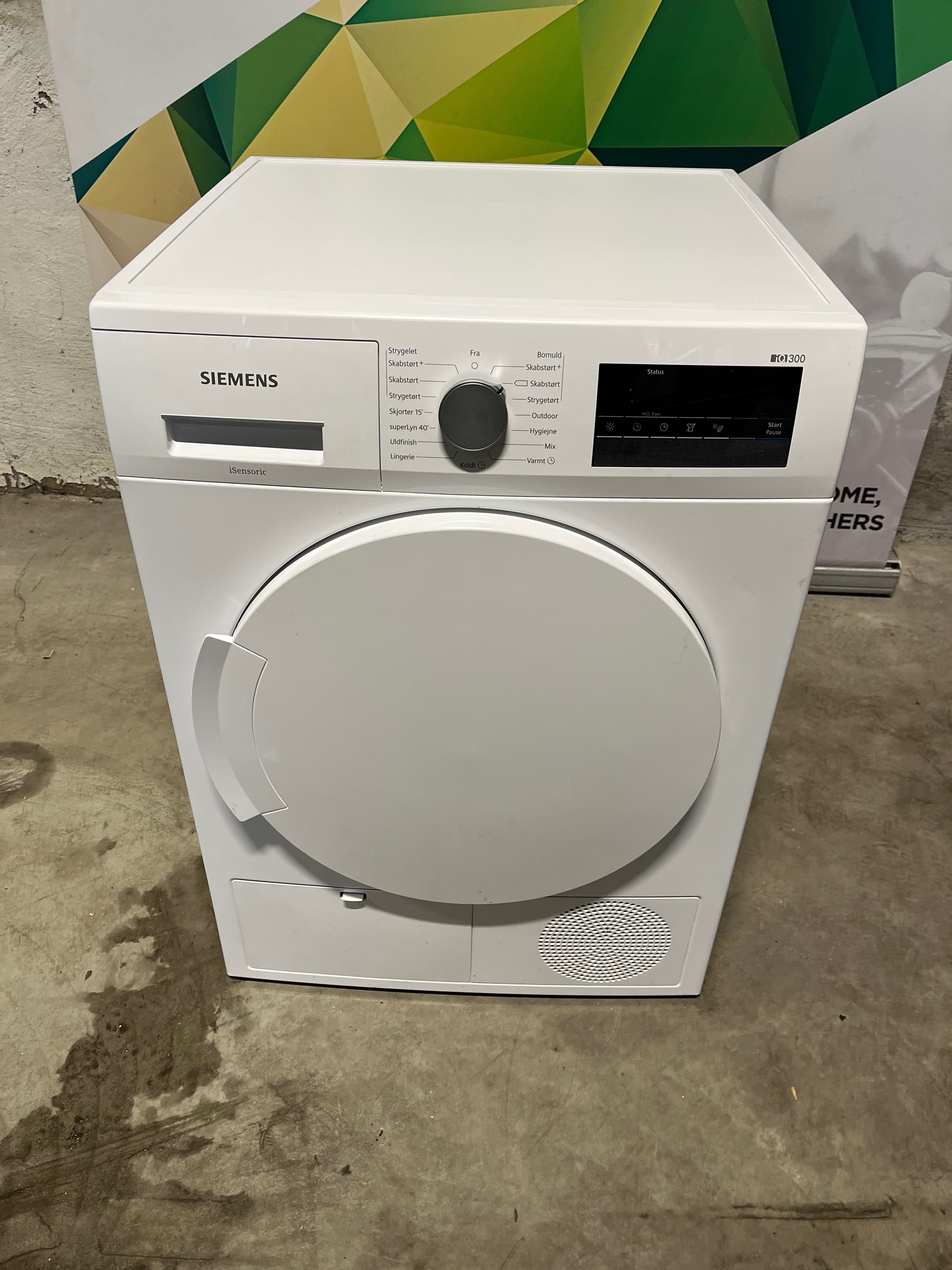 Siemens iq300 tørketrommel WT43N2L7DN