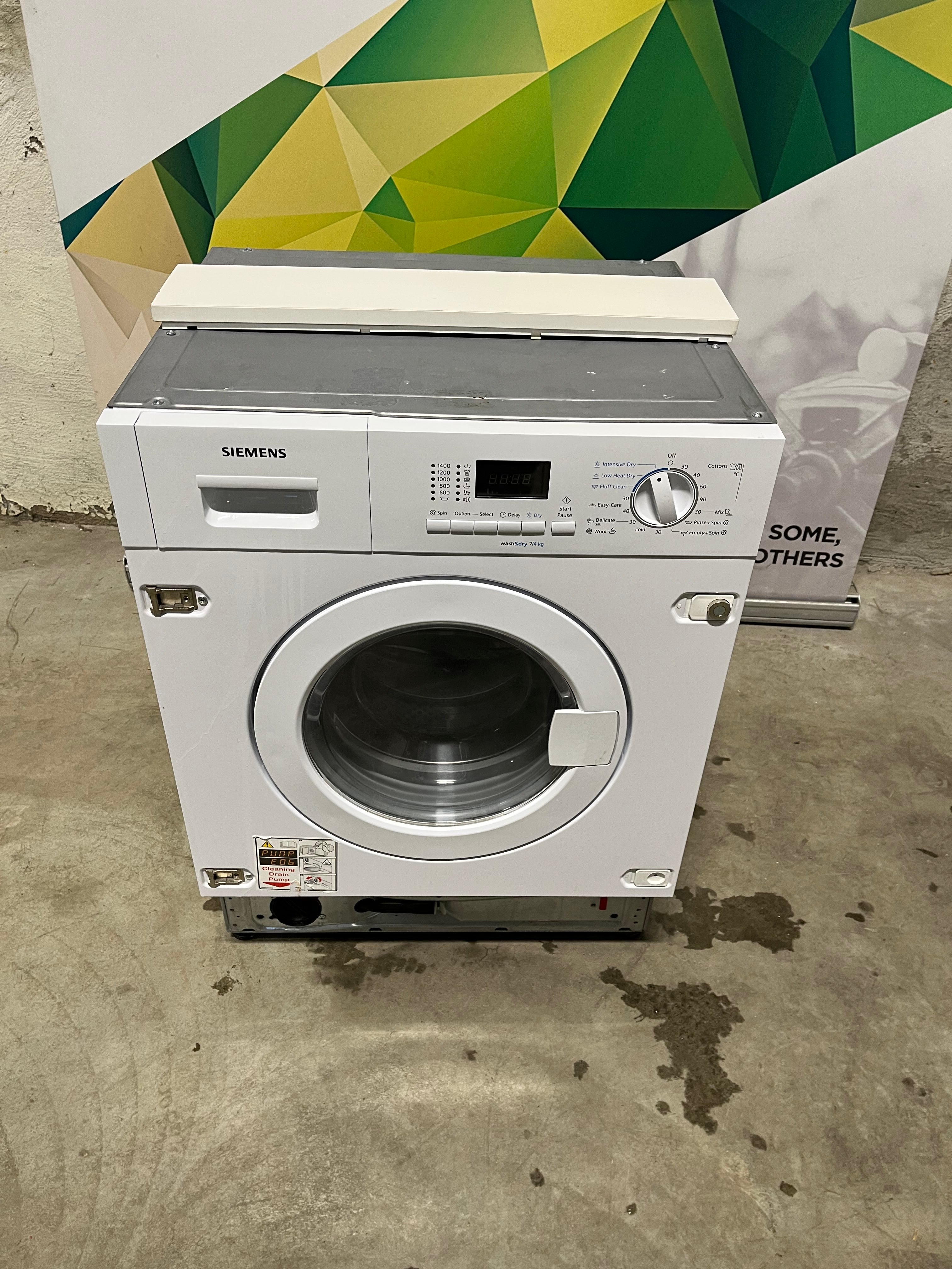 Siemens iQ300 vaskemaskin/tørketrommel WK14D321EU