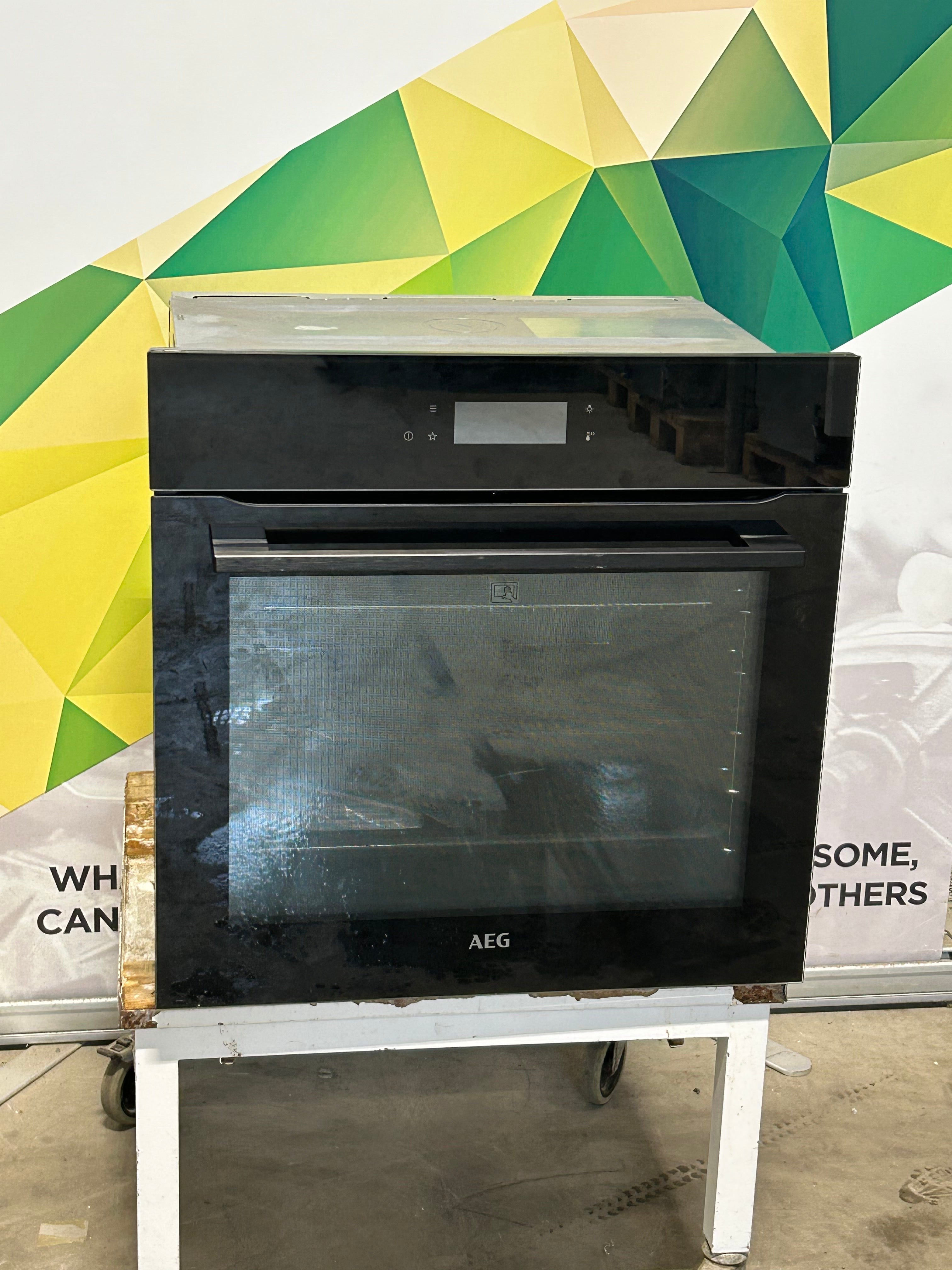 AEG integrert stekeovn BBP8000B
