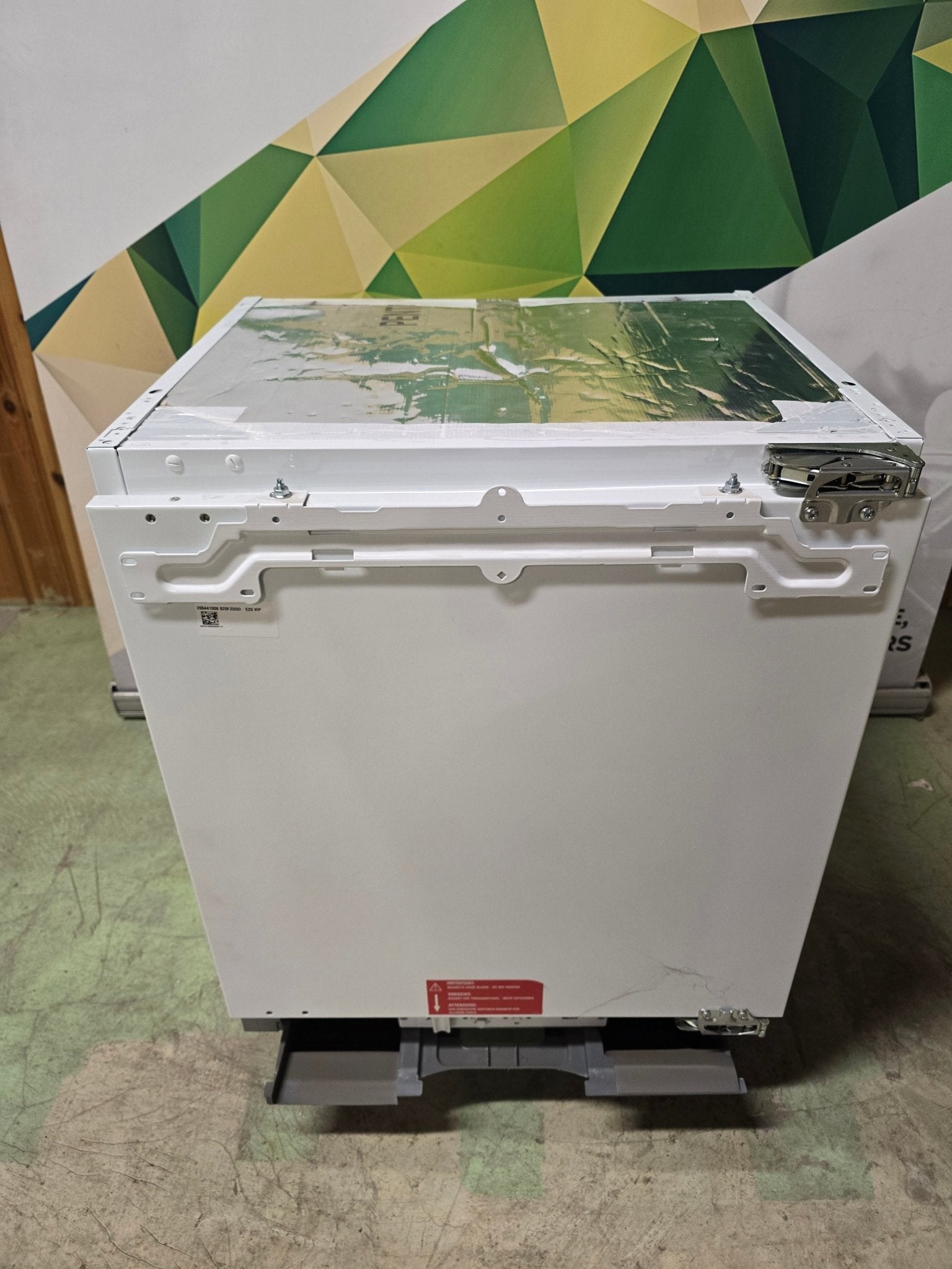 AEG ABB682F1AF1 helintegrert fryser integrert fryseskap - Norskombruk.no