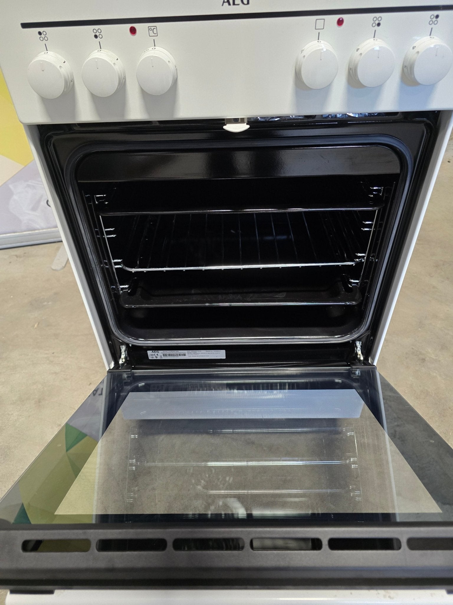 AEG keramisk komfyr CCB54001BW (50cm) Keramisk Komfyr - Norskombruk.no