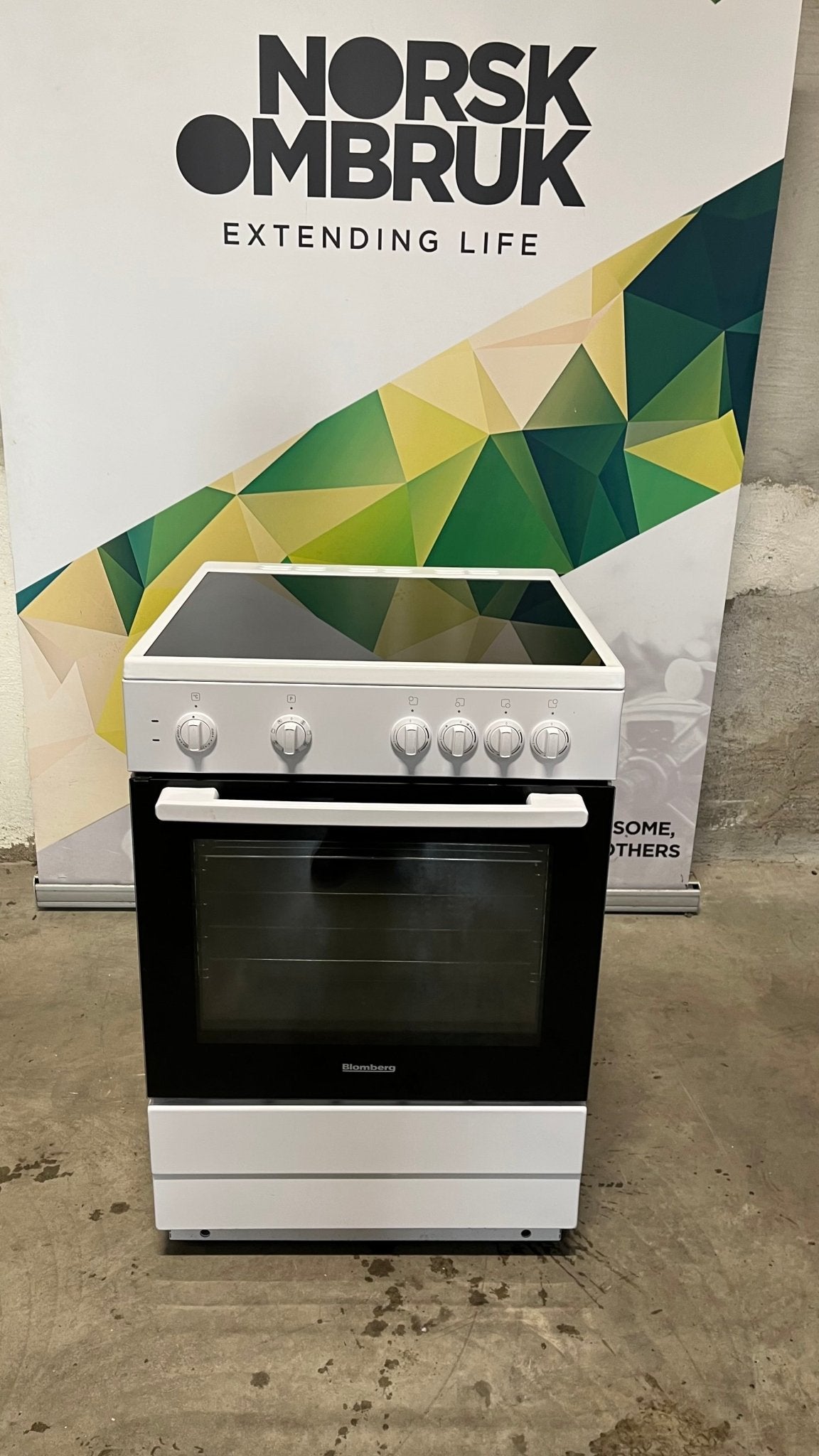 Blomberg keramisk komfyr HKT8032 Keramisk Komfyr - Norskombruk.no