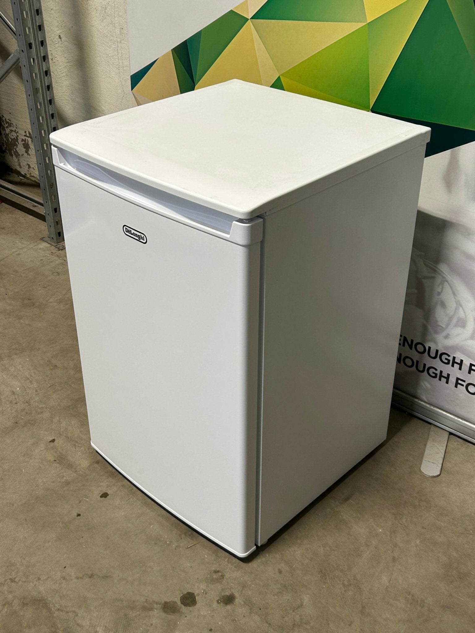 DeLonghi DUL55W22E Benkkjøleskap Kjøleskap - Norskombruk.no