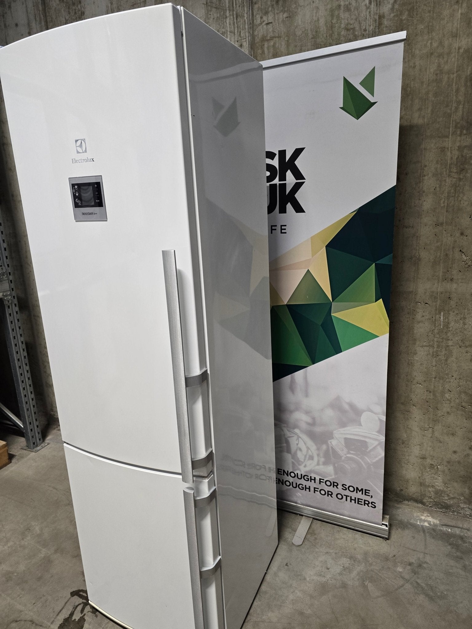 Electrolux EN4011AOW - Kombiskap kombiskap - Norskombruk.no