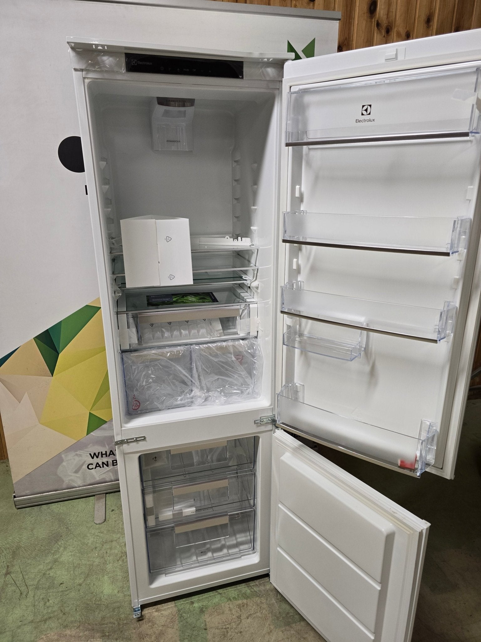 Electrolux ENT8TE18S integrert kombiskap Integrert kombiskap - Norskombruk.no