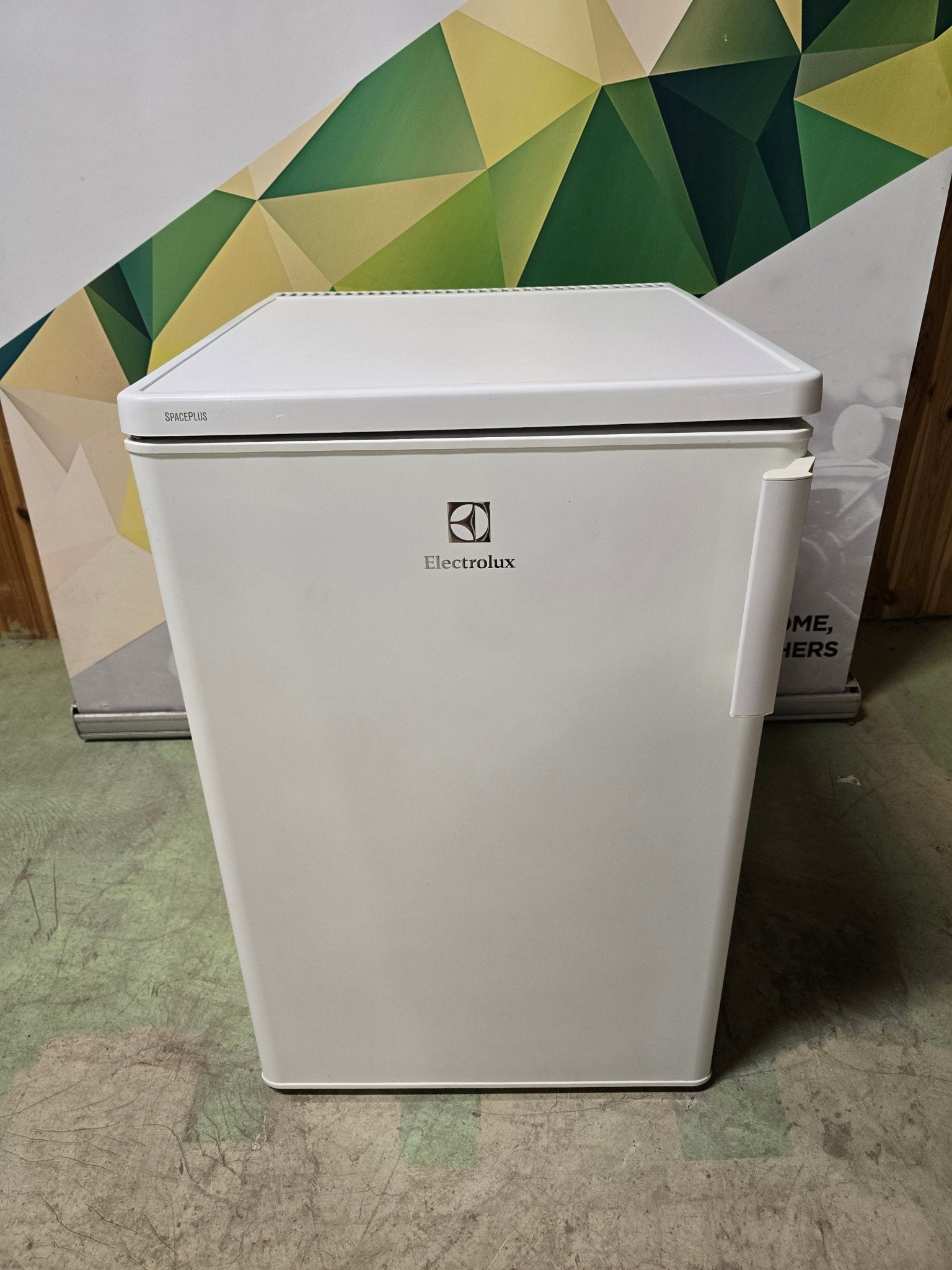 Electrolux ERT1506FLW kjøleskap Kjøleskap - Norskombruk.no