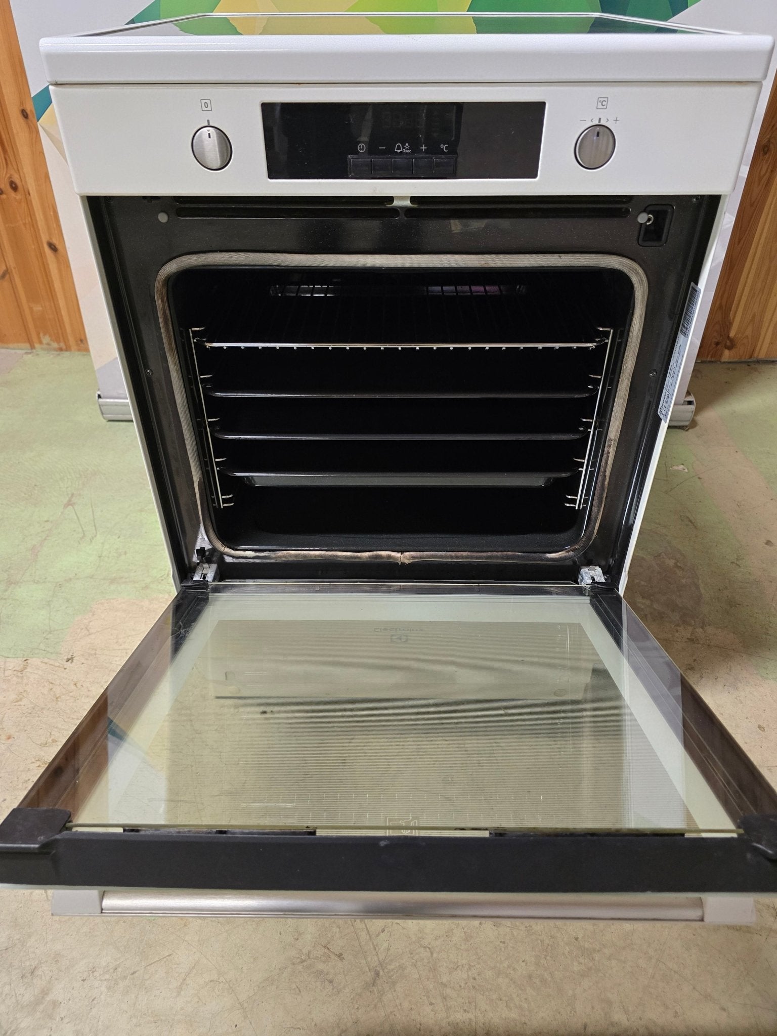 Electrolux induksjonskomfyr EKI6675EIW Induksjonskomfyr - Norskombruk.no