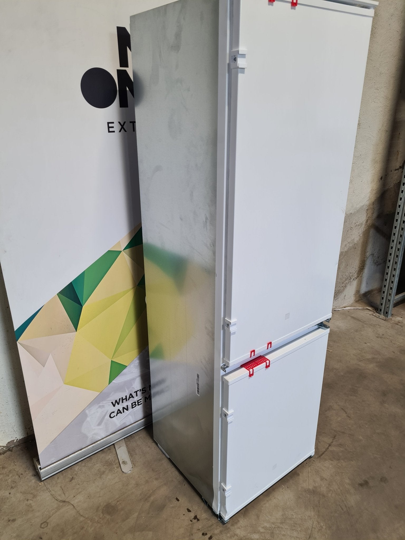 Electrolux integrert kombiskap KNS5LE18S Integrert kombiskap - Norskombruk.no